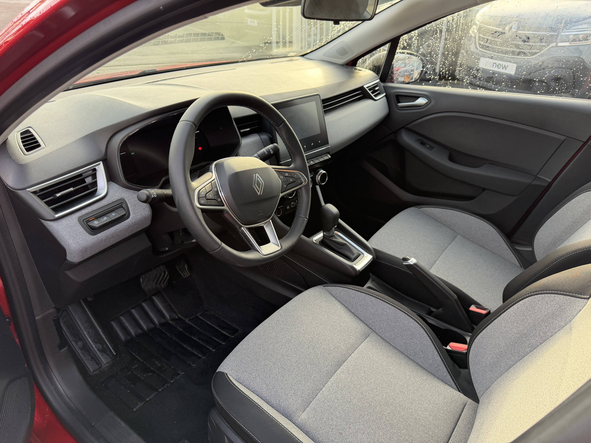 Vente en ligne Renault Clio 5 Clio E-Tech full hybrid 145 ch GSR2 au prix de 20 290 €