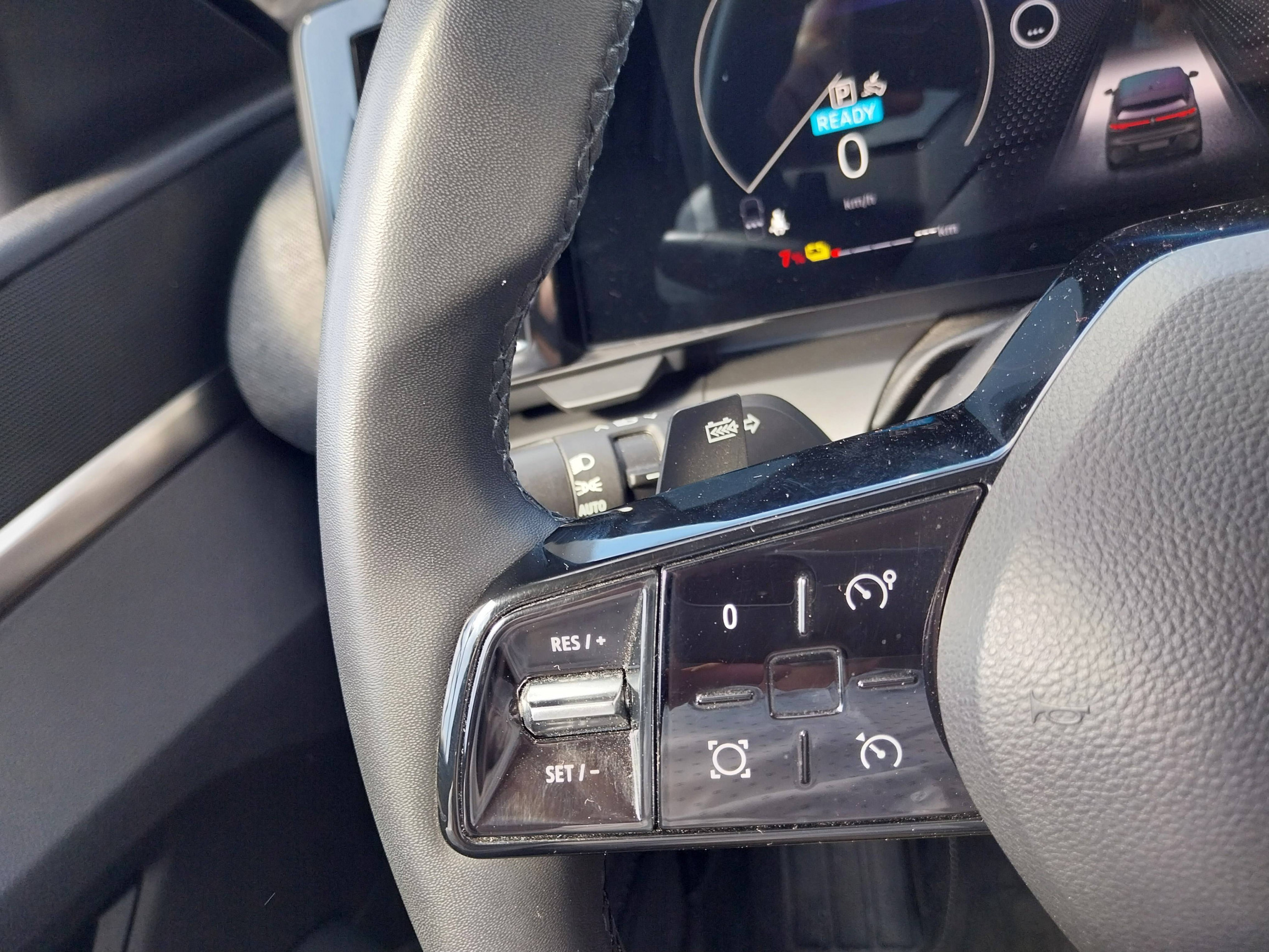 Vente en ligne Renault Megane E-Tech  EV40 130ch standard charge au prix de 19 990 €