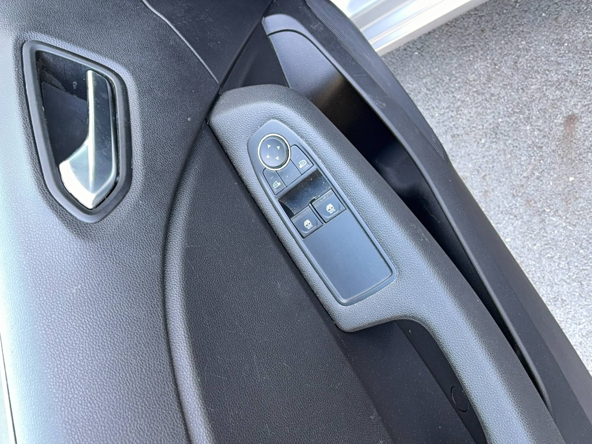 Vente en ligne Renault Clio 5 Clio TCe 90 au prix de 14 590 €