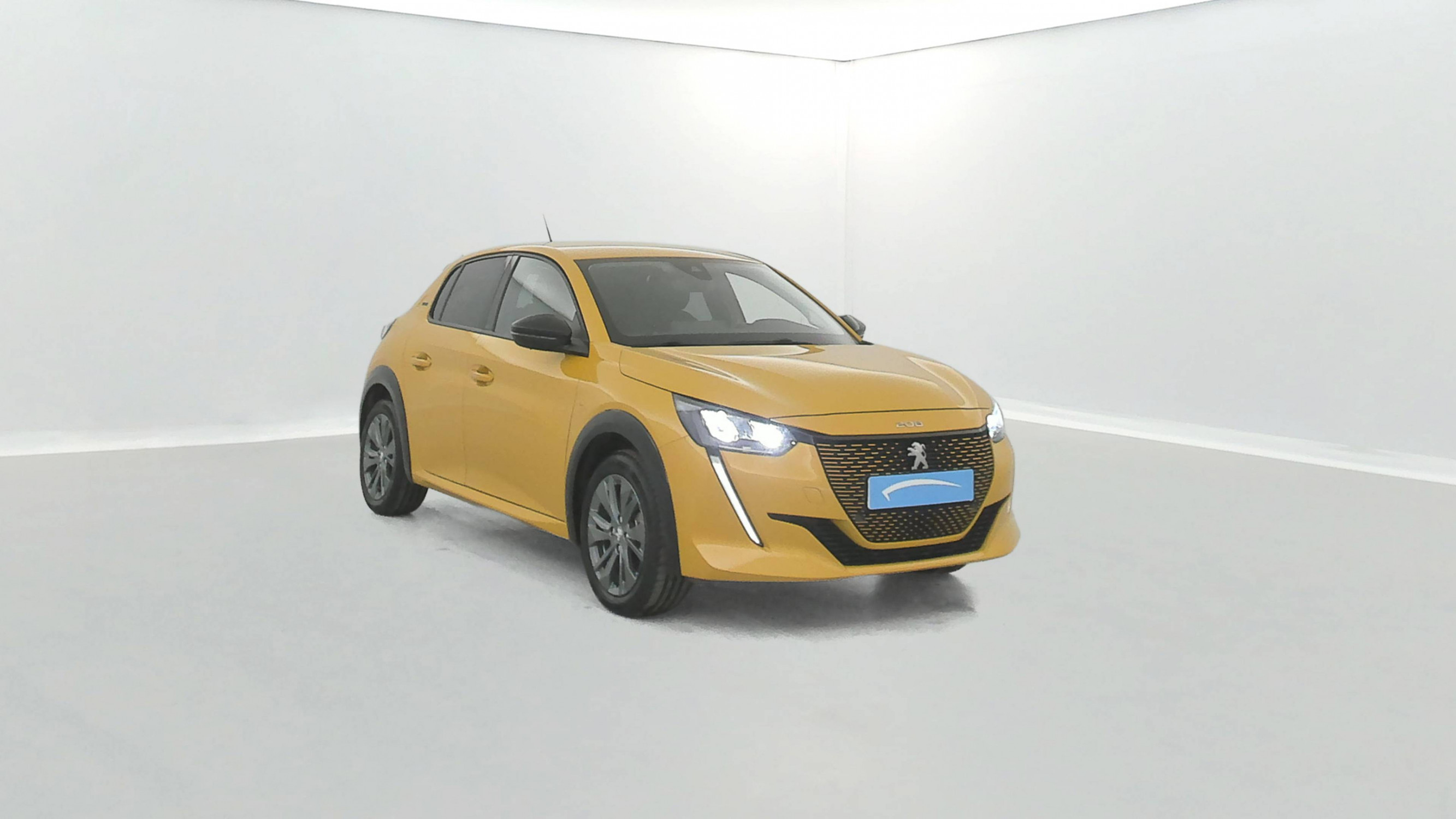 Vente en ligne Peugeot E-208  50 kWh 136ch au prix de 12 970 €