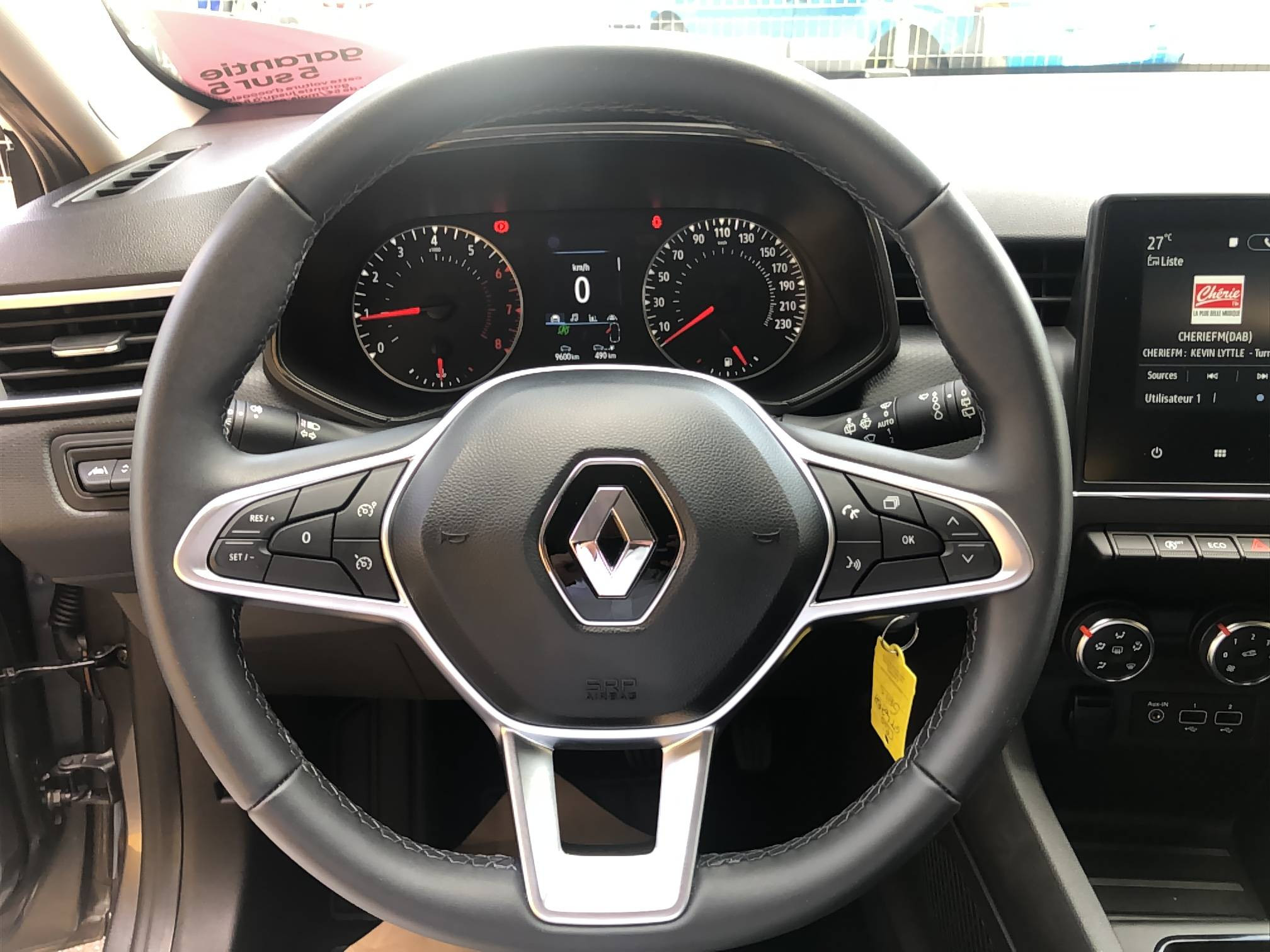 Vente en ligne Renault Clio 5 Clio TCe 90 au prix de 14 990 €