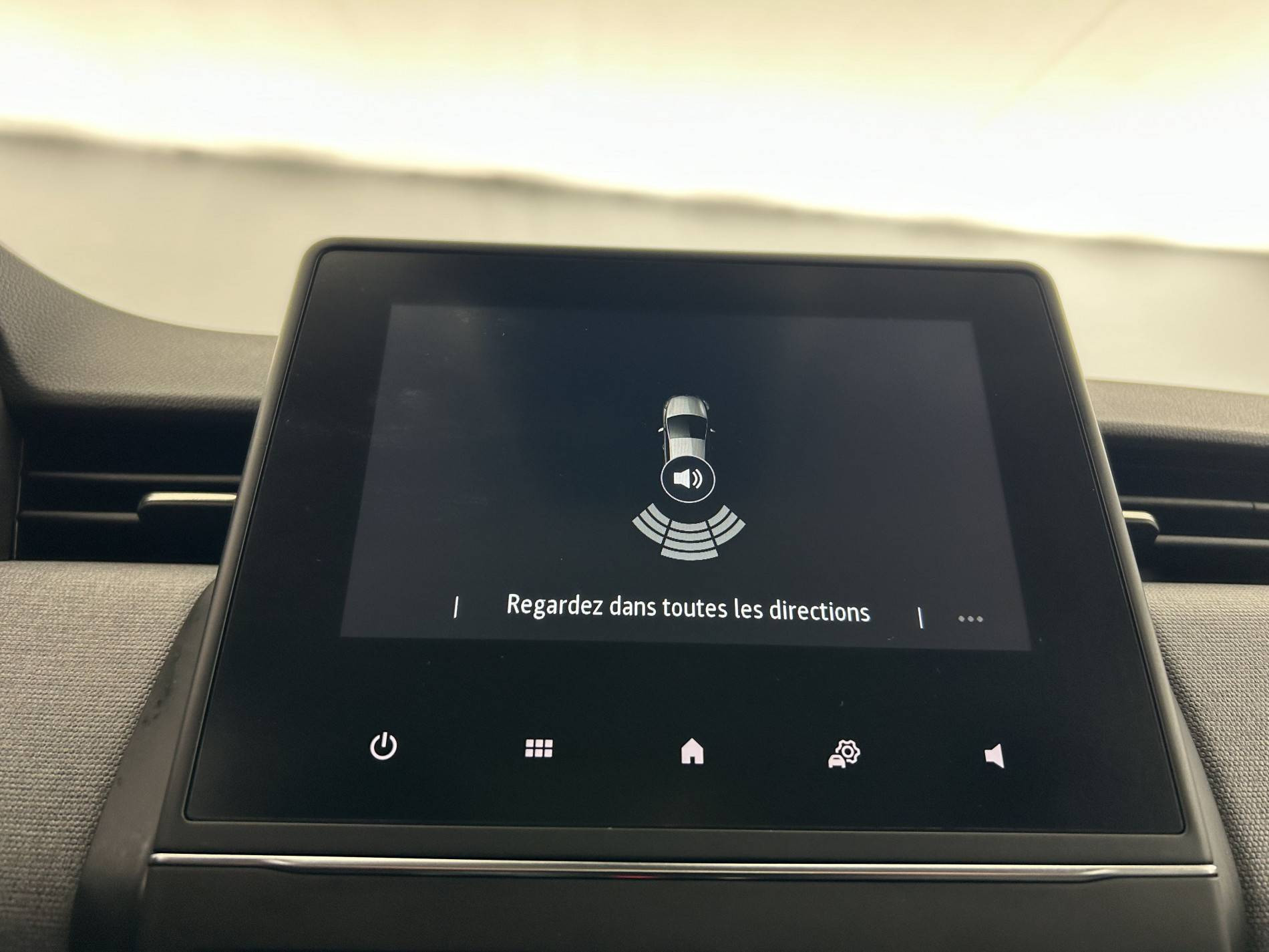 Vente en ligne Renault Clio 5 Clio TCe 90 au prix de 15 500 €