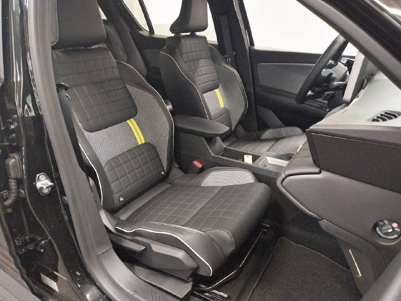 Vente en ligne Renault R4 E-Tech  150 ch autonomie confort au prix de 44 300 €