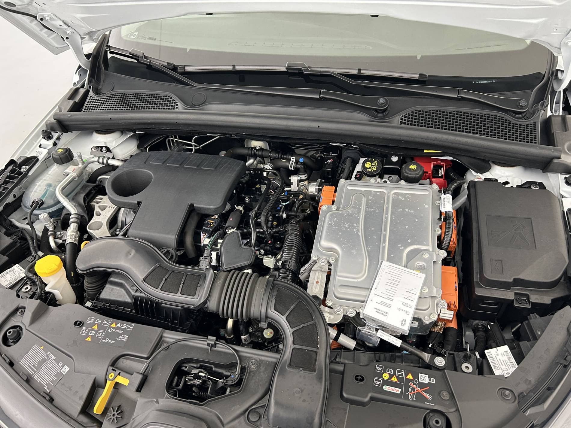 Vente en ligne Renault Clio 5 Clio E-Tech full hybrid 145 ch GSR2 au prix de 19 990 €