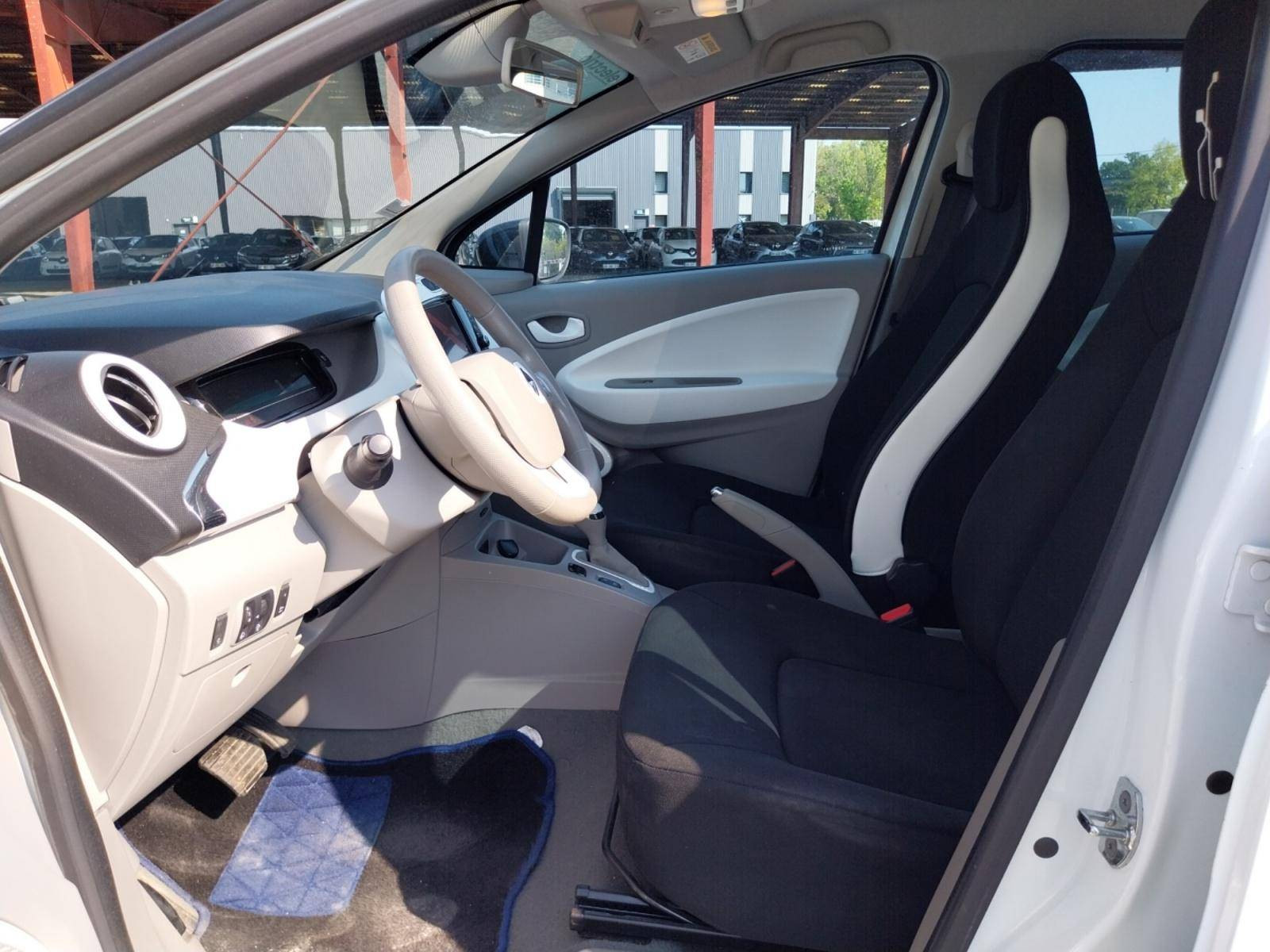 Vente en ligne Renault Zoé  - Achat intégral au prix de 8 000 €