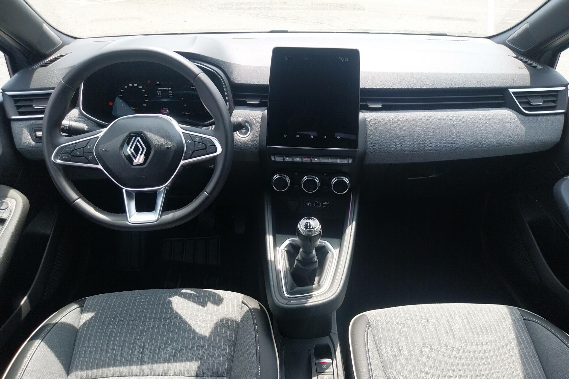 Vente en ligne Renault Clio 5 Clio TCe 90 au prix de 16 390 €