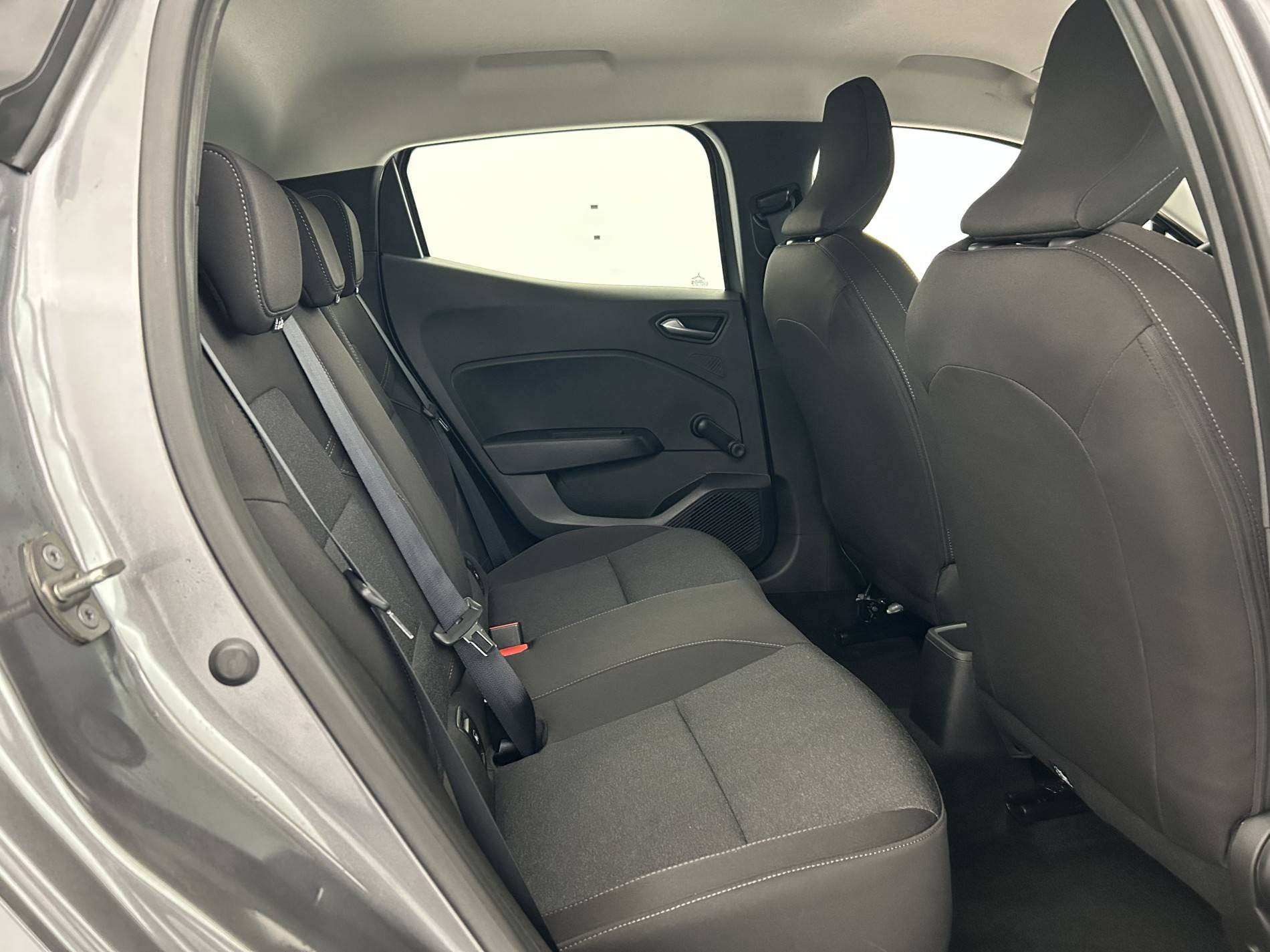 Vente en ligne Renault Clio 5 Clio TCe 90 au prix de 14 990 €