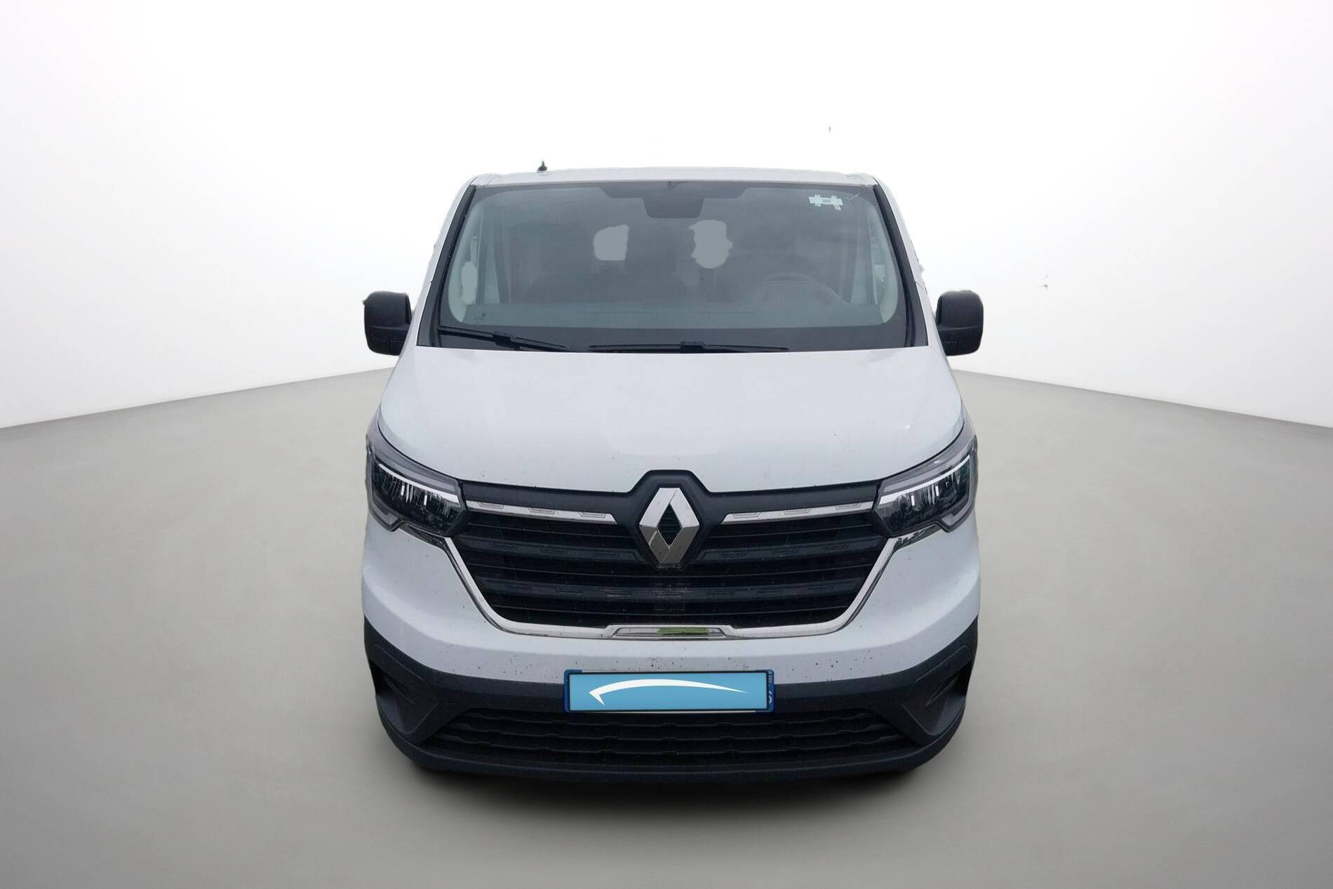 Vente en ligne Renault Trafic 3 Fourgon TRAFIC FGN L2H1 3000 KG BLUE DCI 130 au prix de 23 990 €