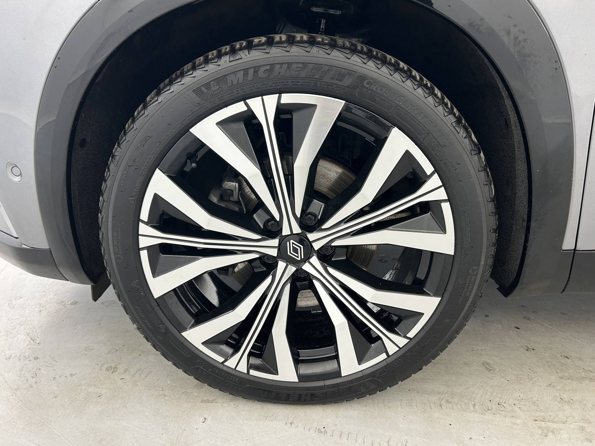 Vente en ligne Renault Austral  E-Tech hybrid 200 au prix de 27 980 €