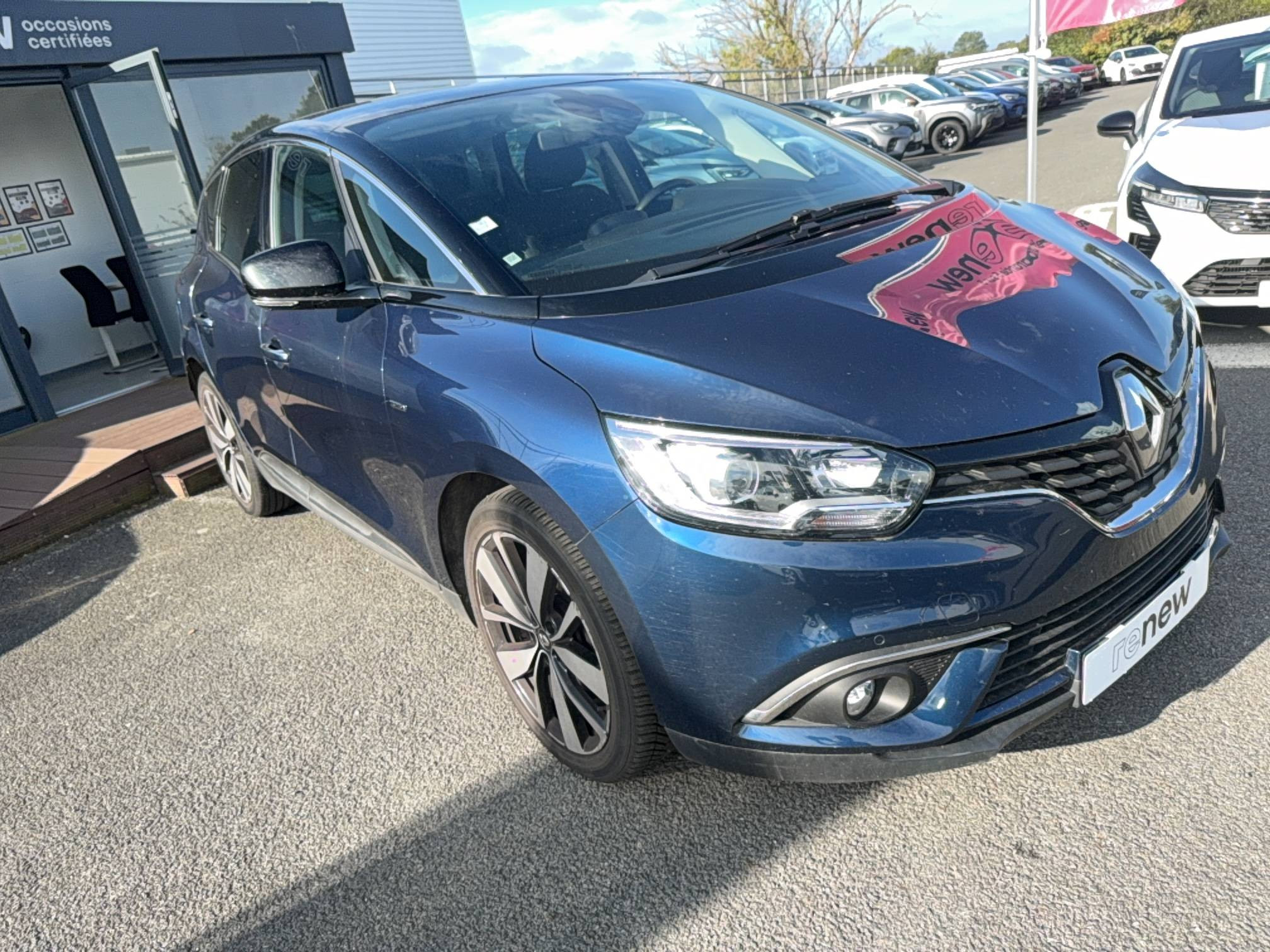 Vente en ligne Renault Scenic 4 Scenic TCe 115 FAP au prix de 12 990 €