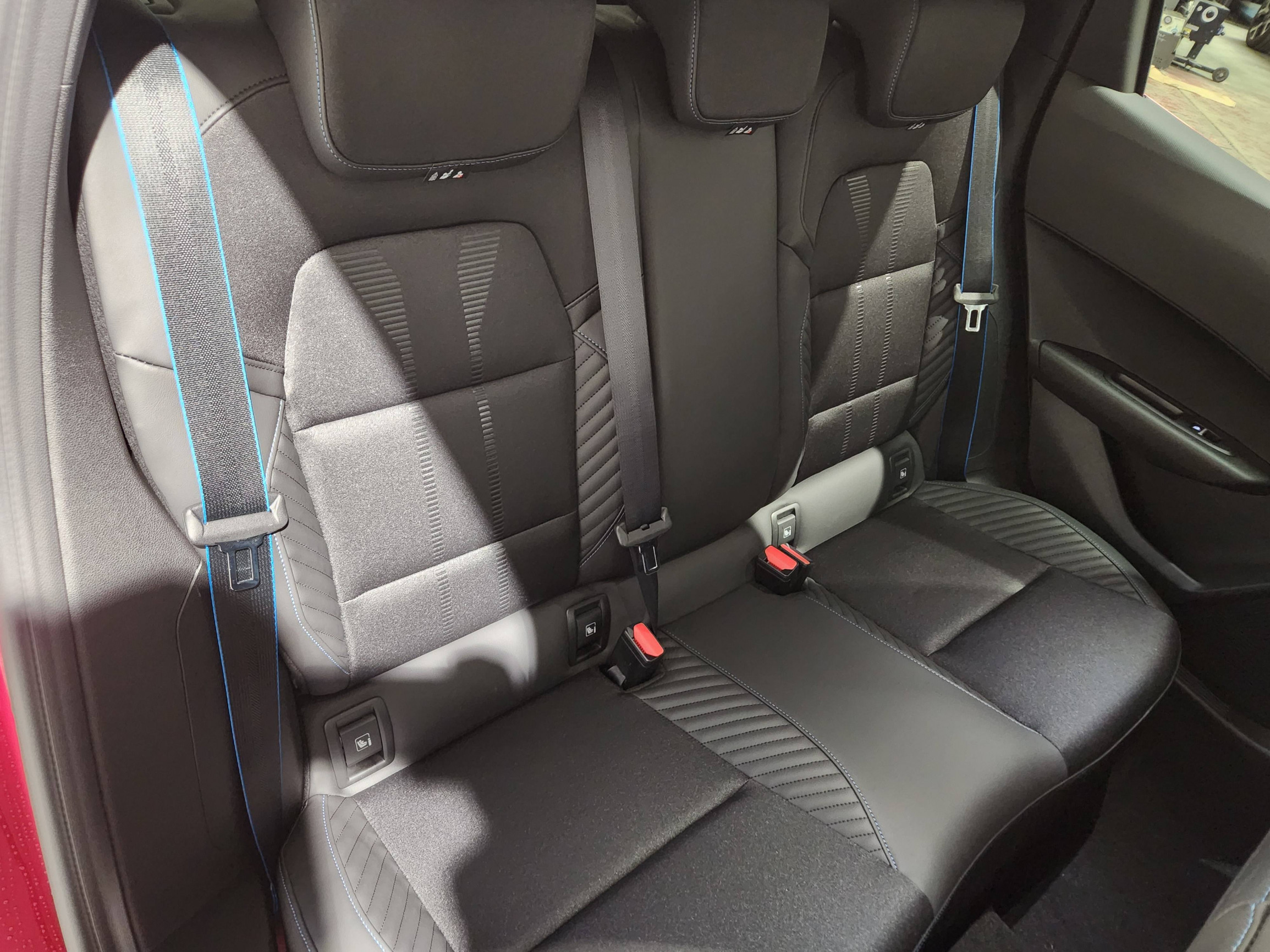 Vente en ligne Renault Clio 6 Clio E-Tech full hybrid 160 ch au prix de 27 690 €