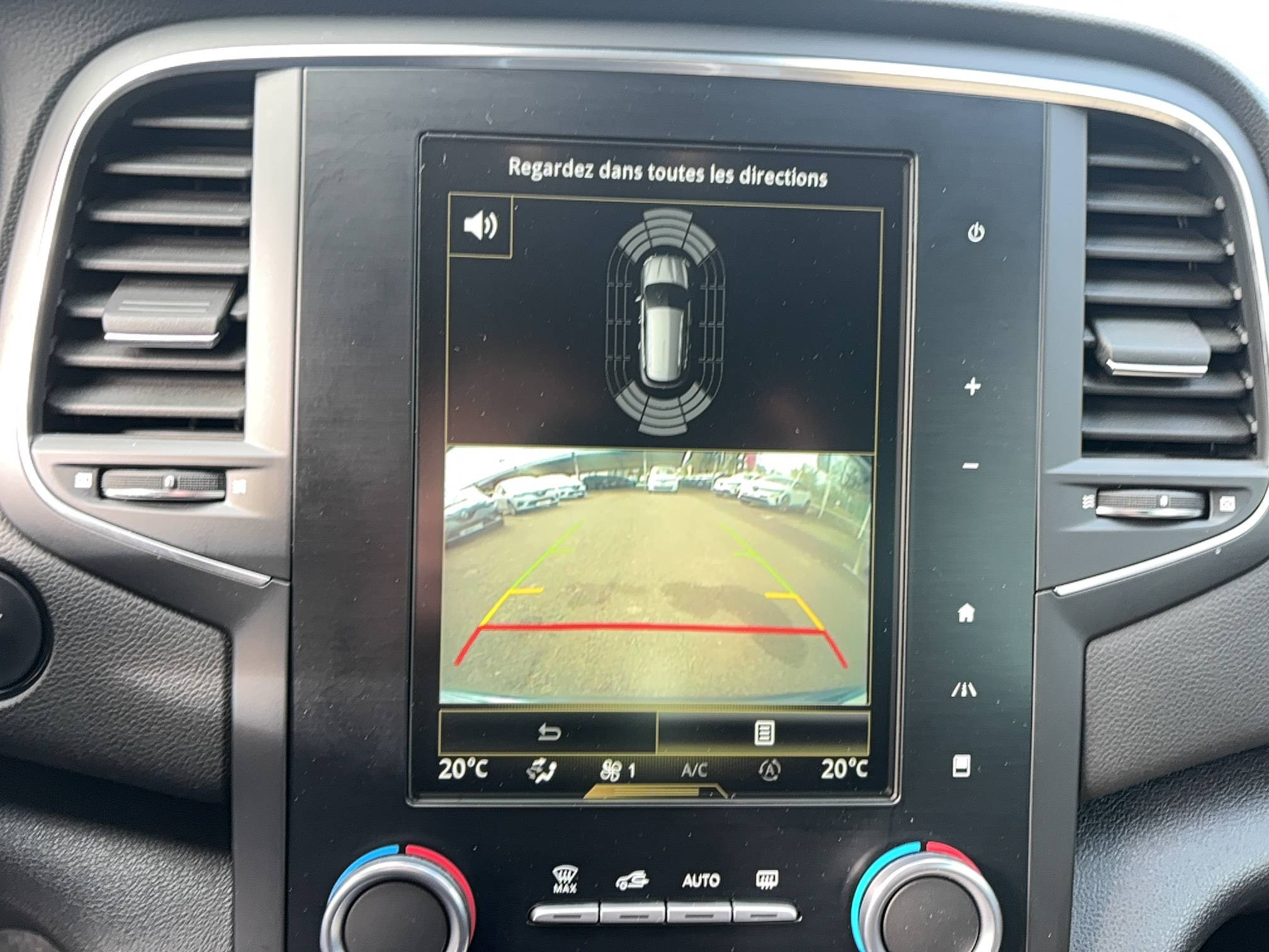 Vente en ligne Renault Megane 4 Estate Mégane IV Estate TCe 160 Energy EDC au prix de 14 990 €