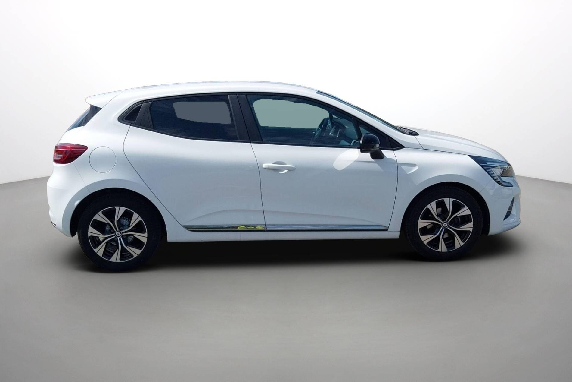 Vente en ligne Renault Clio 5 Clio TCe 90 au prix de 12 990 €