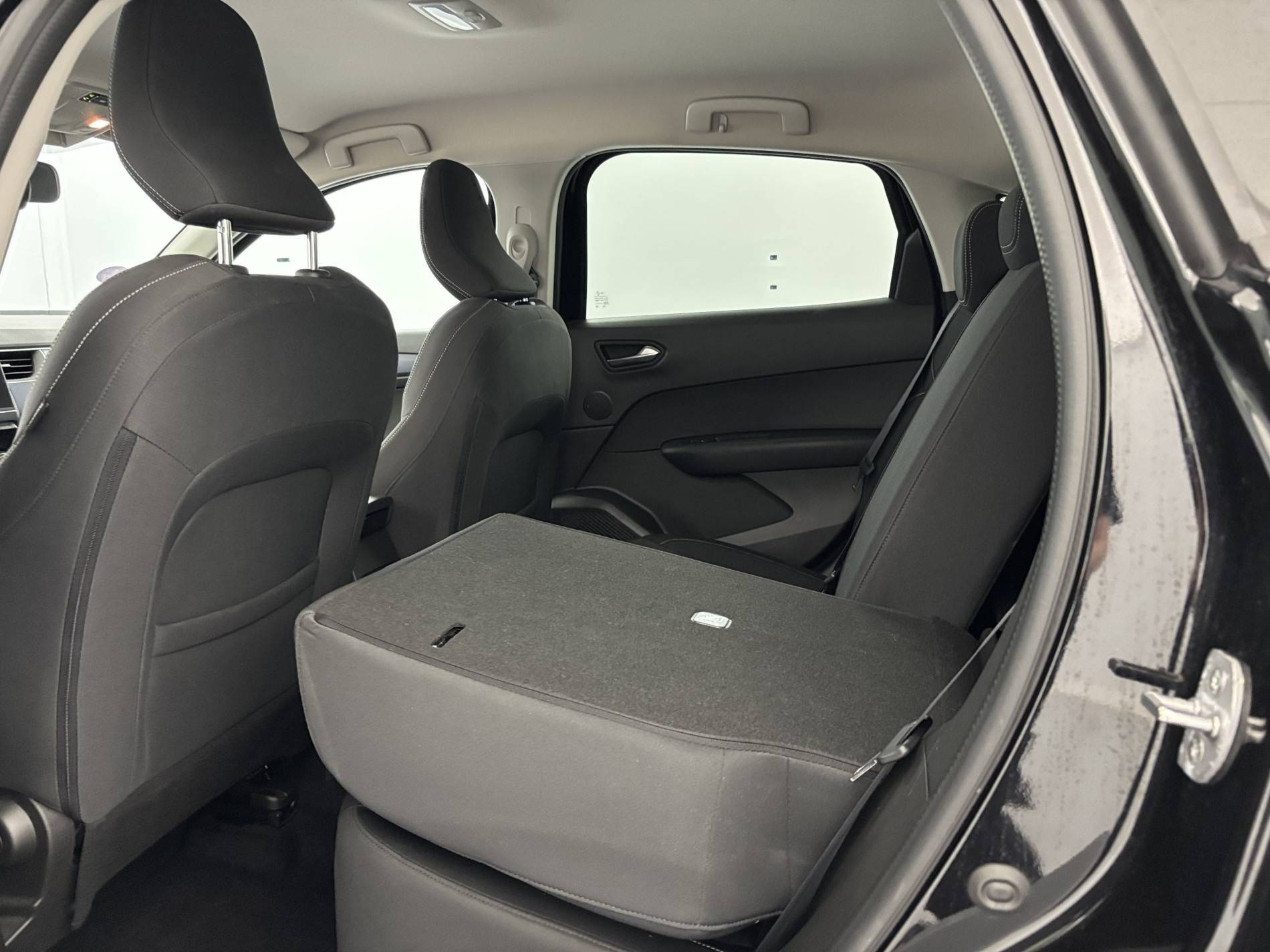 Vente en ligne Renault Arkana  mild hybrid 140 EDC FAP - 22 au prix de 16 990 €