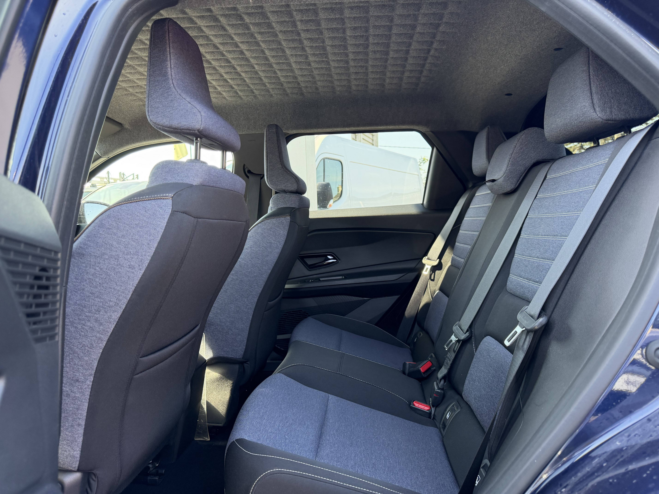 Vente en ligne Renault R5 E-Tech  120 ch autonomie urbaine au prix de 23 990 €