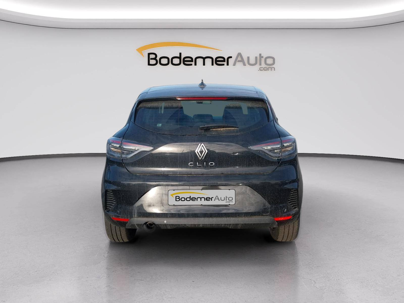 Vente en ligne Renault Clio 5 Clio Blue dCi 100 ch GSR2 au prix de 17 490 €