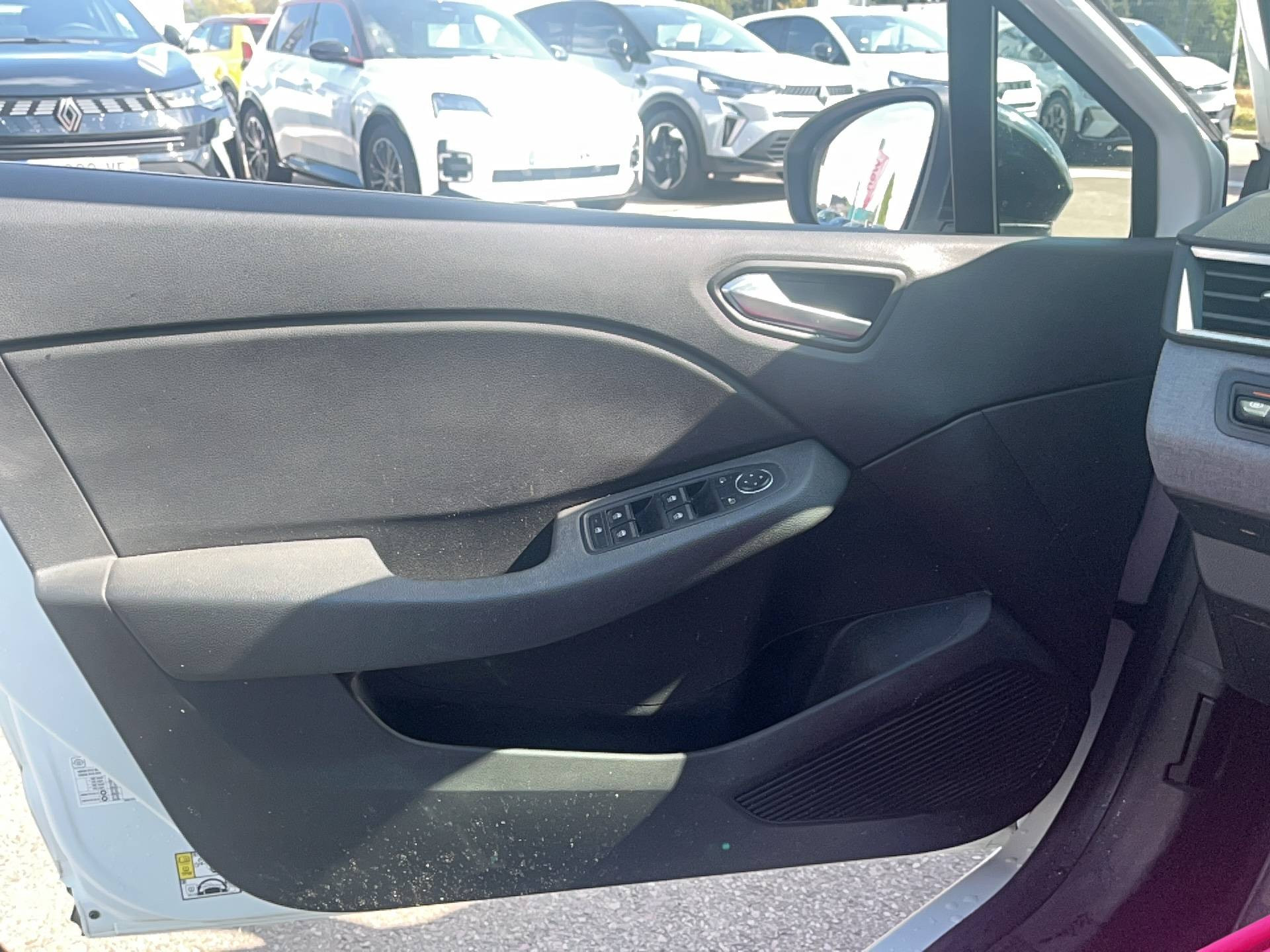 Vente en ligne Renault Clio 5 CLIO SOCIETE BLUE DCI 100 hc GSR2 au prix de 1 €