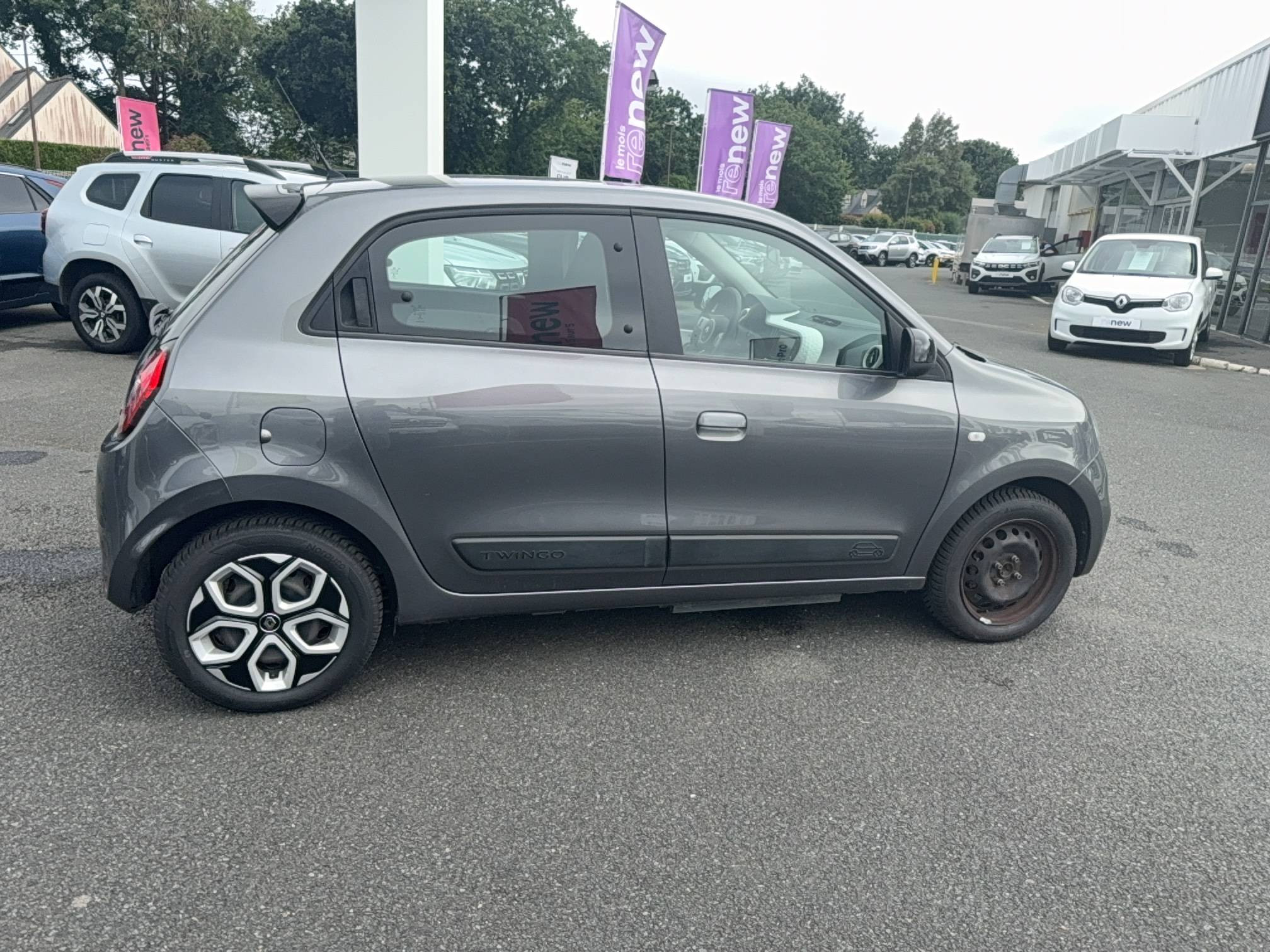 Vente en ligne Renault Twingo Electrique Twingo III E-Tech au prix de 12 490 €