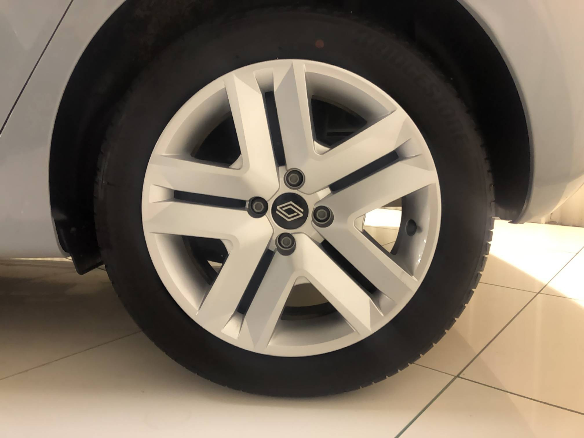 Vente en ligne Renault Clio 5 Clio TCe 90 au prix de 15 990 €