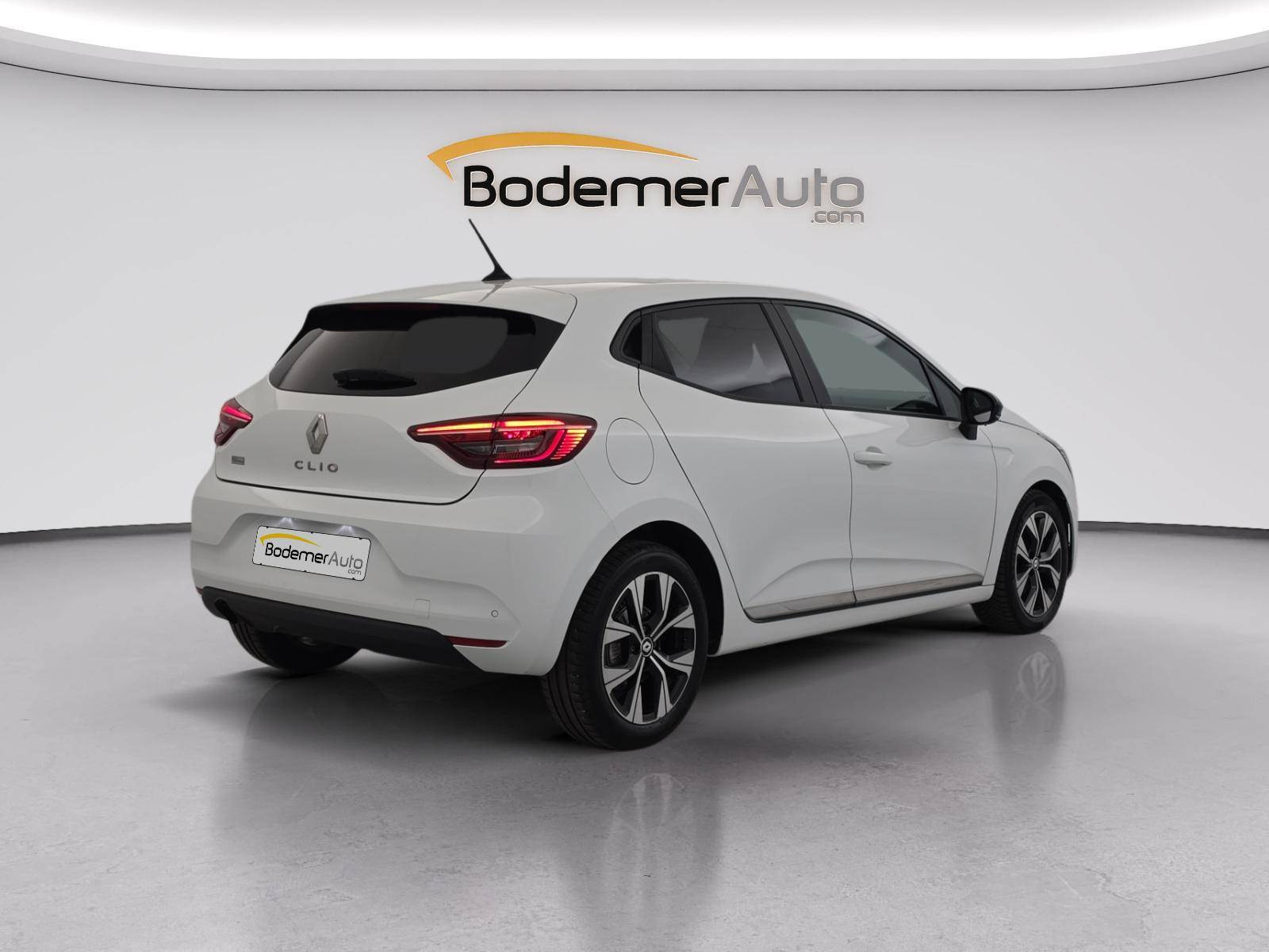 Vente en ligne Renault Clio 5 Clio Blue dCi 100 au prix de 11 890 €