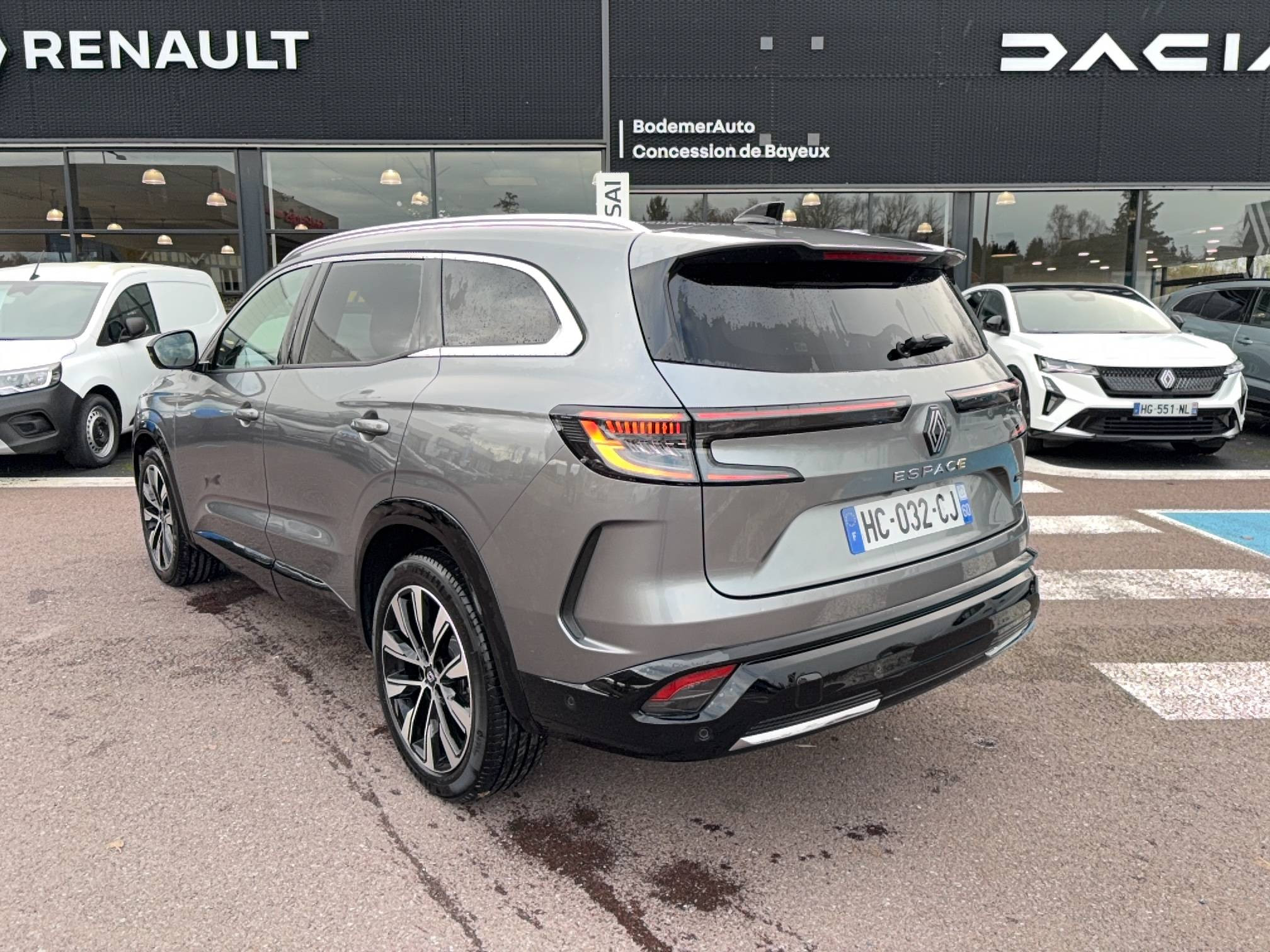 Renault Espace Espace E-Tech full hybrid 200 GSR2 occasion de 2025 en vente à Bayeux