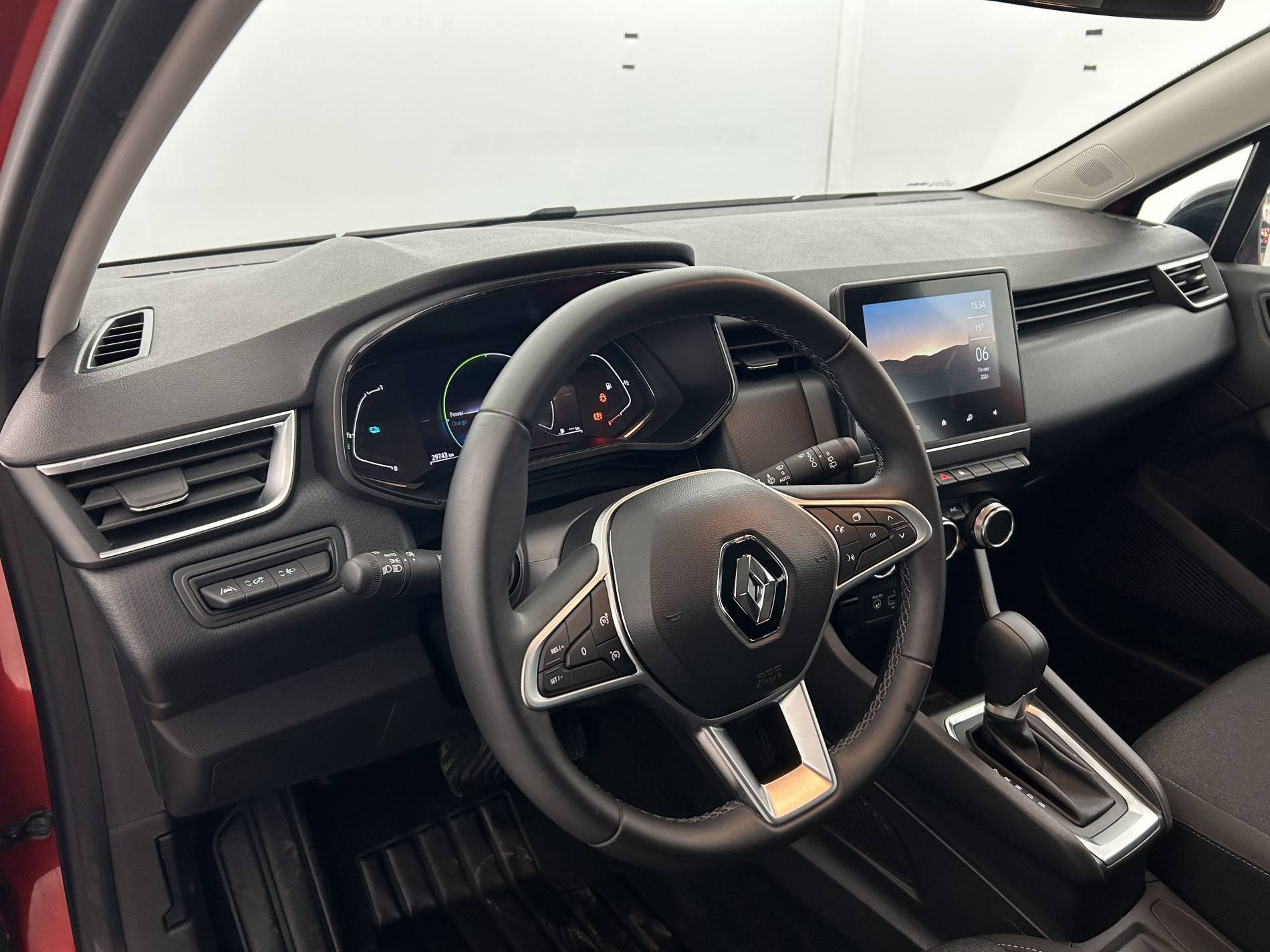 Vente en ligne Renault Clio 5 Clio E-Tech full hybrid 145 au prix de 16 890 €