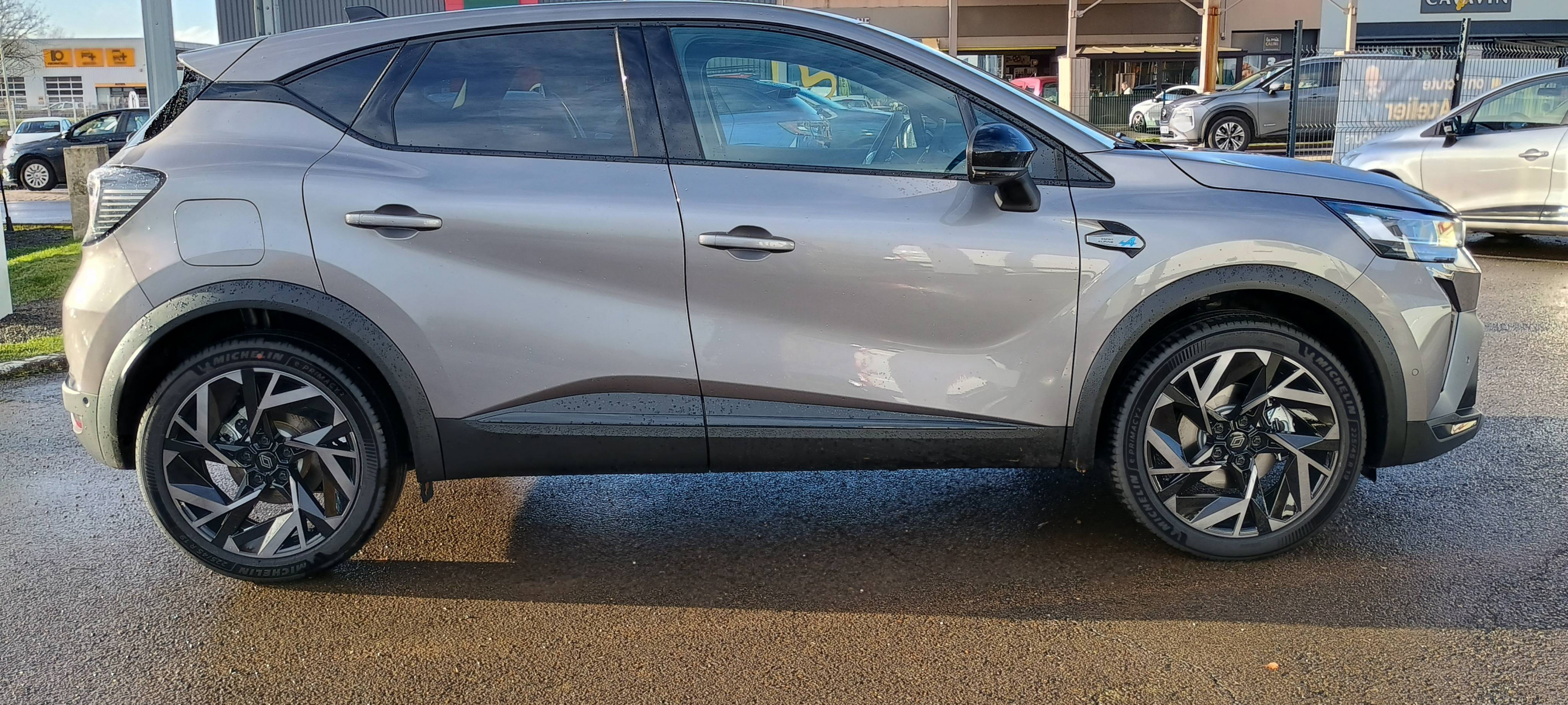Vente en ligne Renault Captur  E-Tech full hybrid 160 ch au prix de 30 990 €