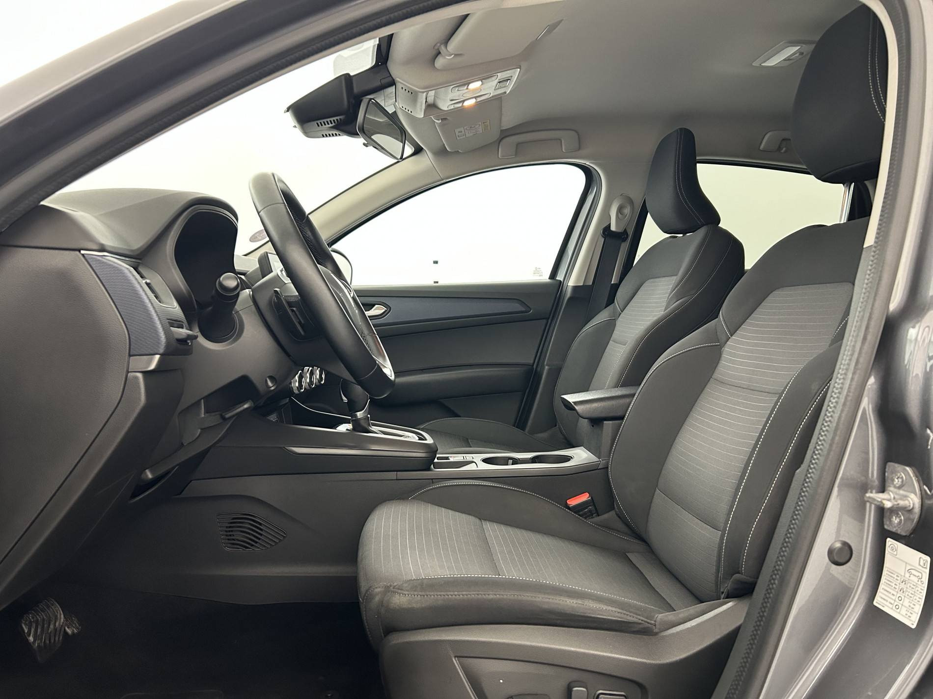 Vente en ligne Renault Arkana  TCe 140 EDC FAP au prix de 17 990 €