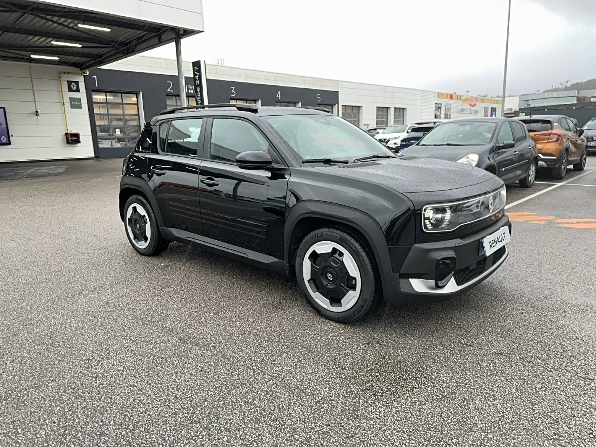 Vente en ligne Renault R4 E-Tech  150 ch autonomie confort au prix de 31 900 €