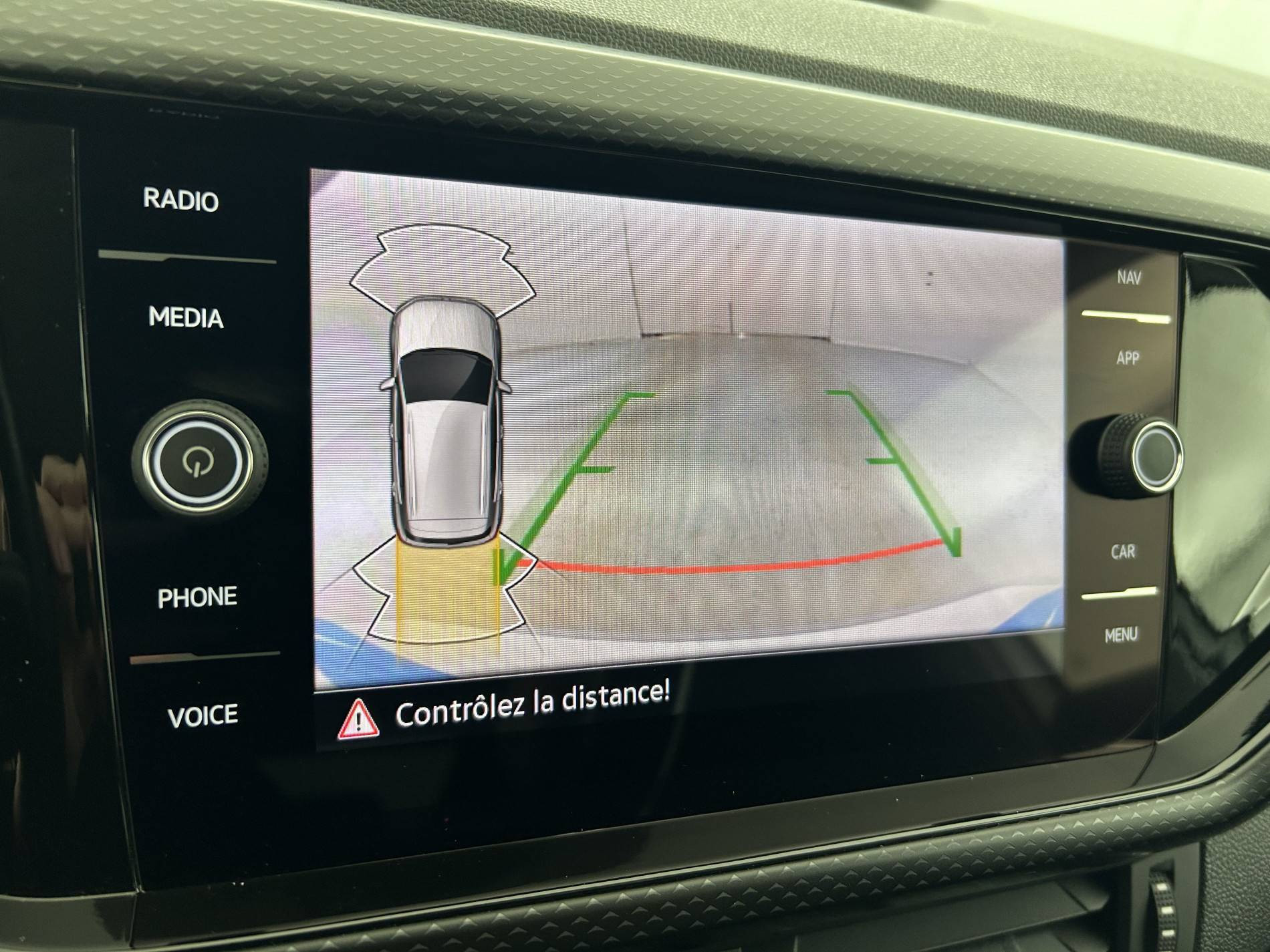 Vente en ligne Volkswagen T-Cross  1.0 TSI 110 Start/Stop DSG7 au prix de 22 990 €