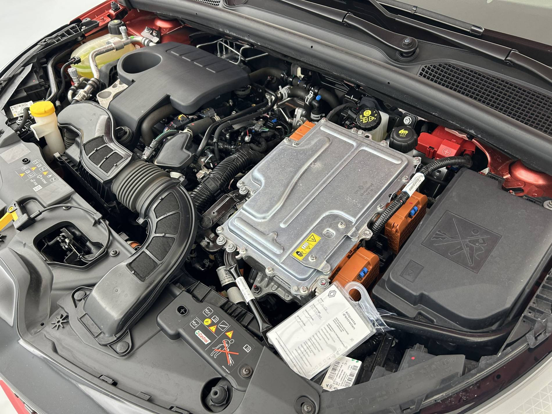 Vente en ligne Renault Clio 5 Clio E-Tech full hybrid 145 au prix de 20 990 €