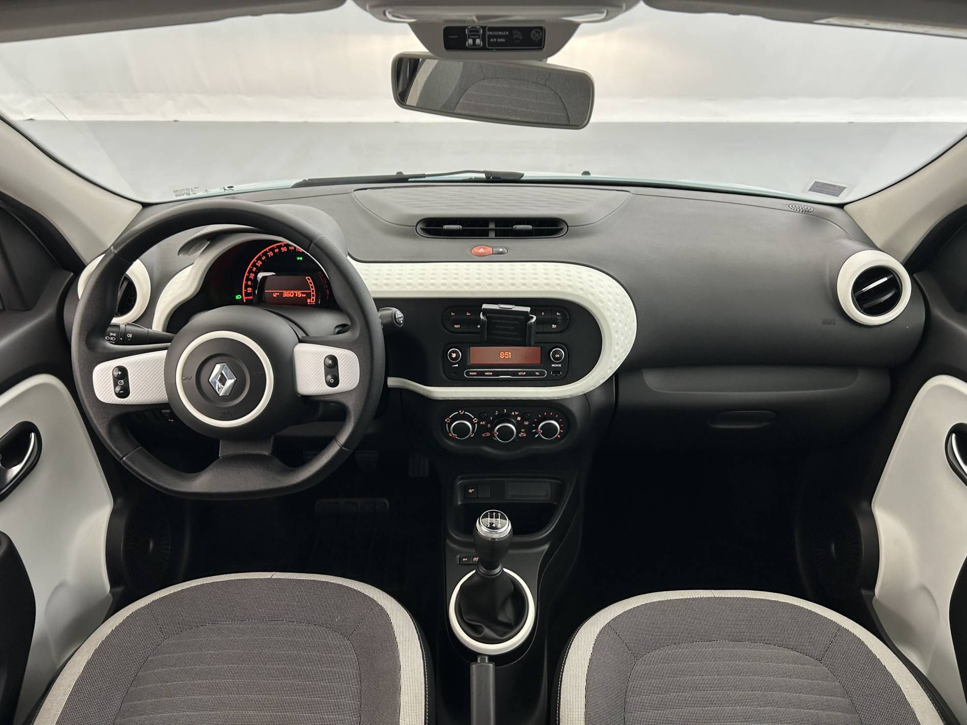 Vente en ligne Renault Twingo 3  SCe 65 - 21 au prix de 10 490 €