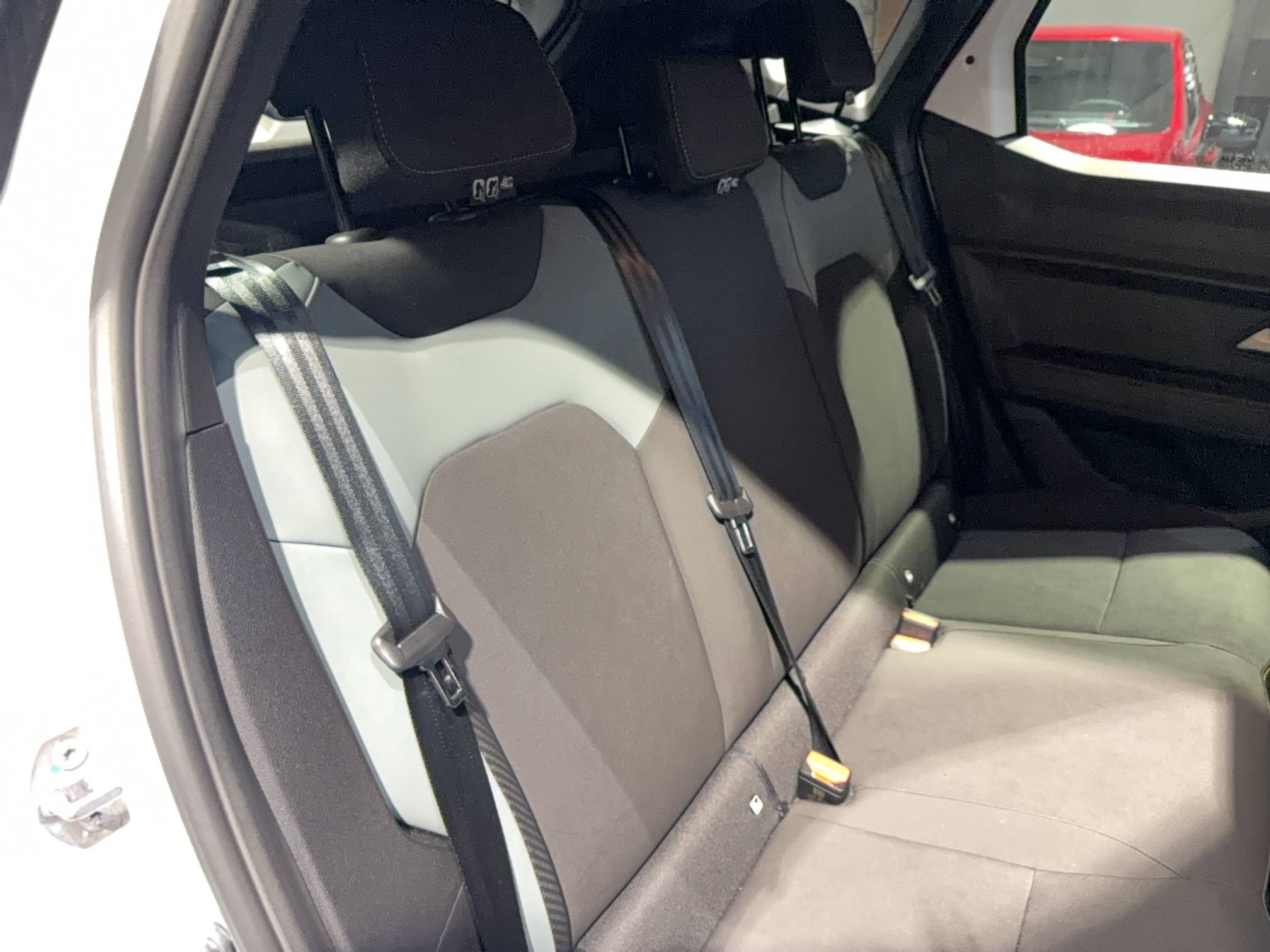 Vente en ligne Dacia Duster  Hybrid 140 au prix de 28 990 €