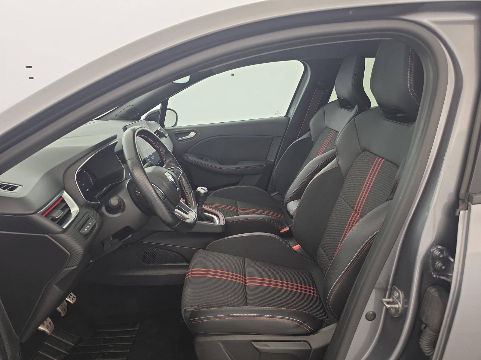 Vente en ligne Renault Clio 5 Clio TCe 140 au prix de 17 990 €
