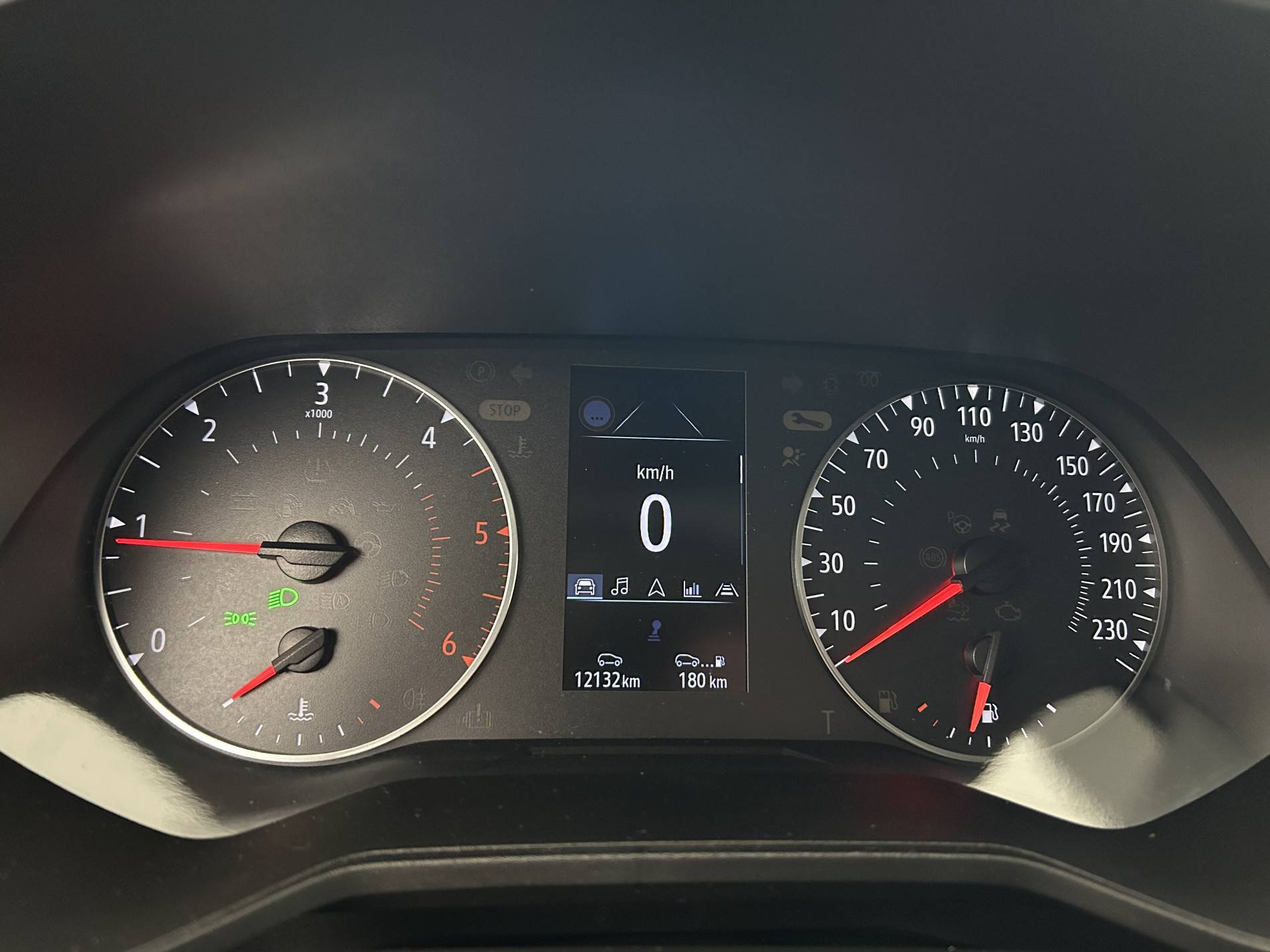 Vente en ligne Renault Clio 5 Clio Blue dCi 100 au prix de 16 490 €