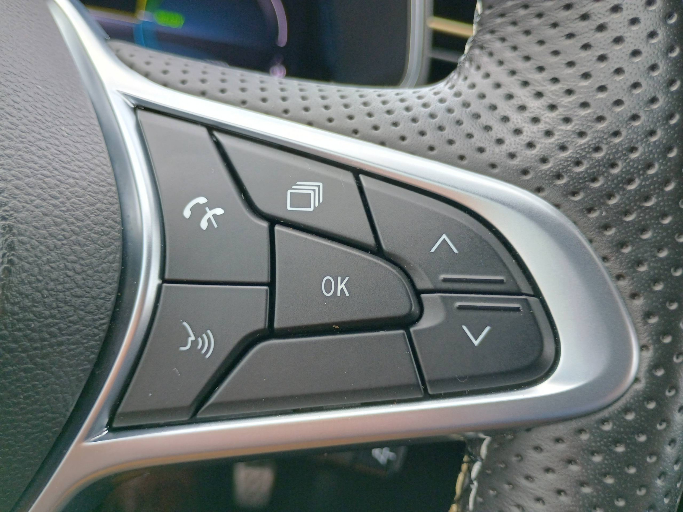 Vente en ligne Renault Clio 5 Clio E-Tech hybride 145 au prix de 20 490 €