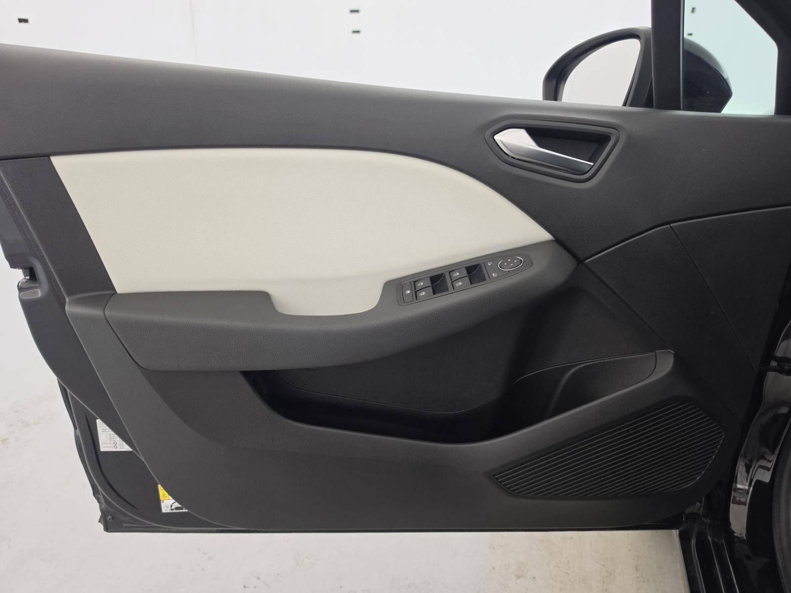 Vente en ligne Renault Clio 5 Clio TCe 90 au prix de 14 900 €