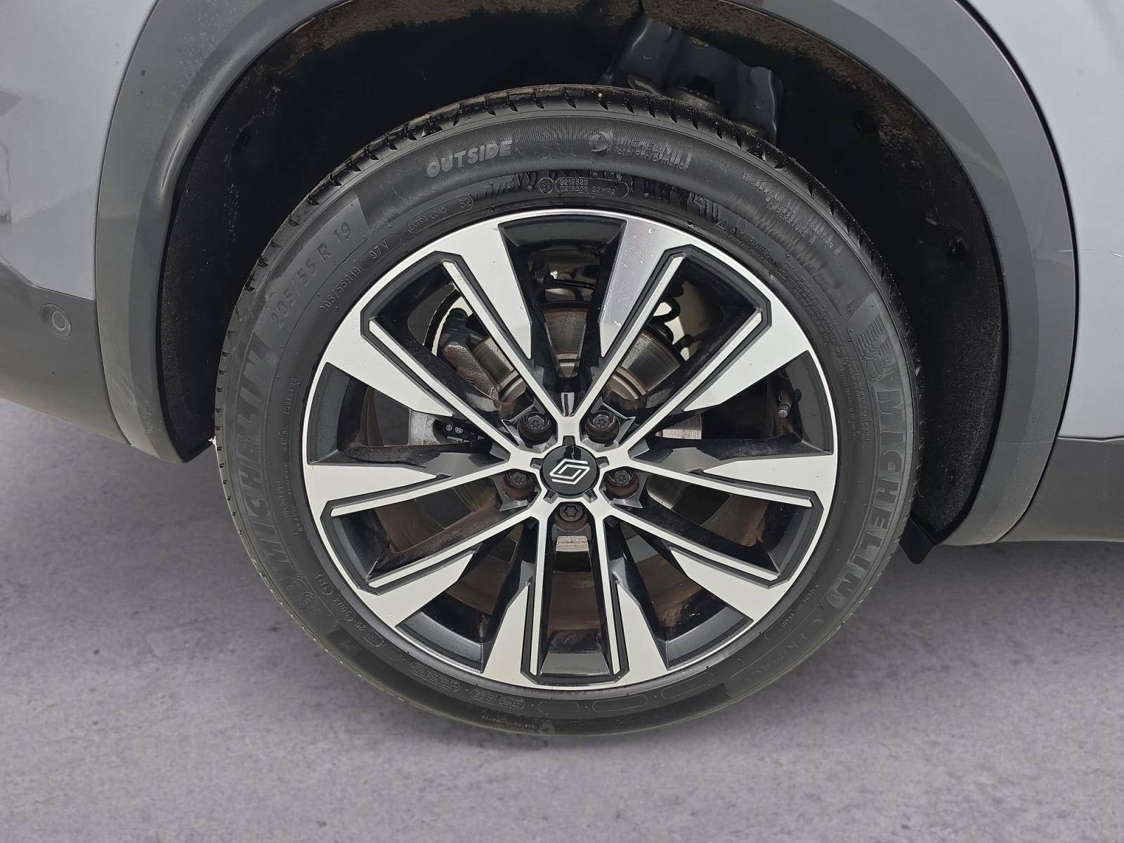 Vente en ligne Renault Austral  E-Tech hybrid 200 au prix de 27 900 €