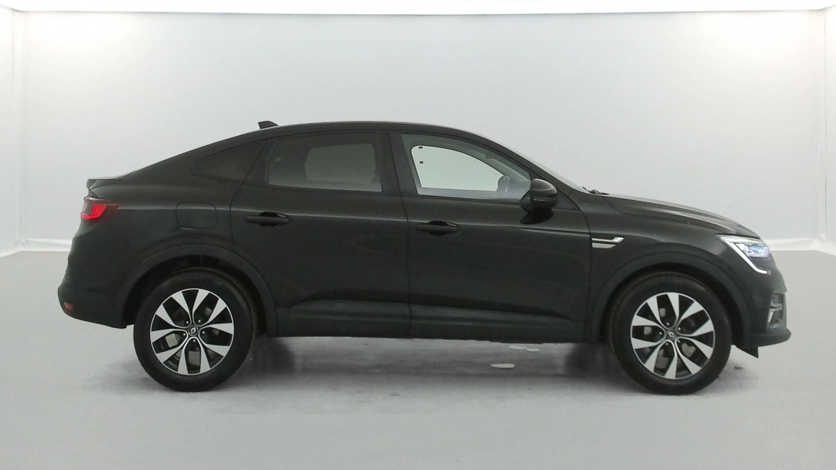 Vente en ligne Renault Arkana  TCe 140 EDC FAP au prix de 16 690 €