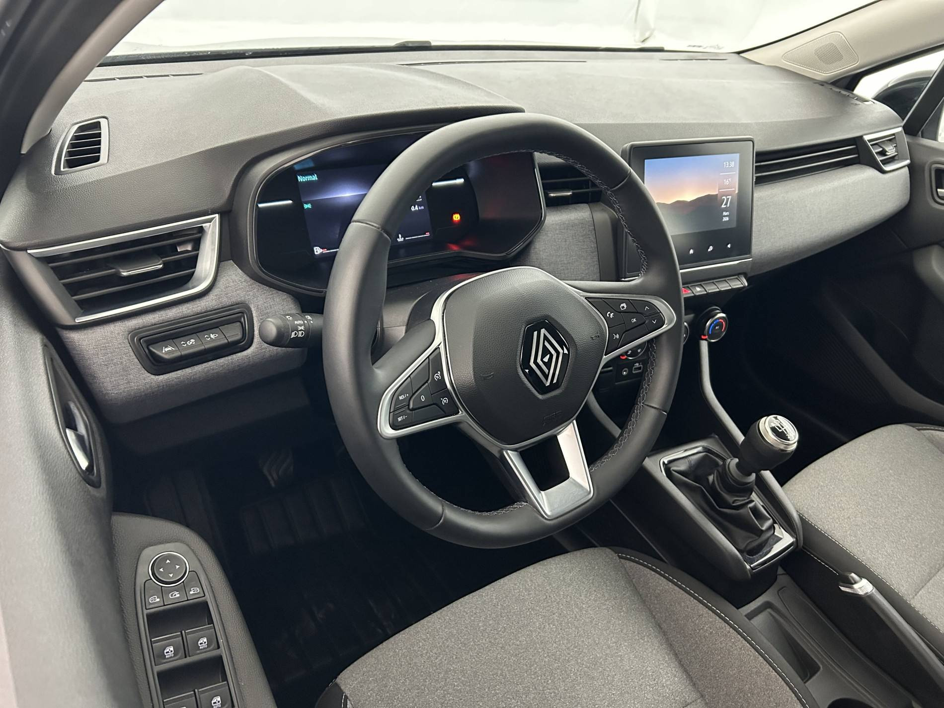 Vente en ligne Renault Clio 5 Clio TCe 90 au prix de 15 990 €