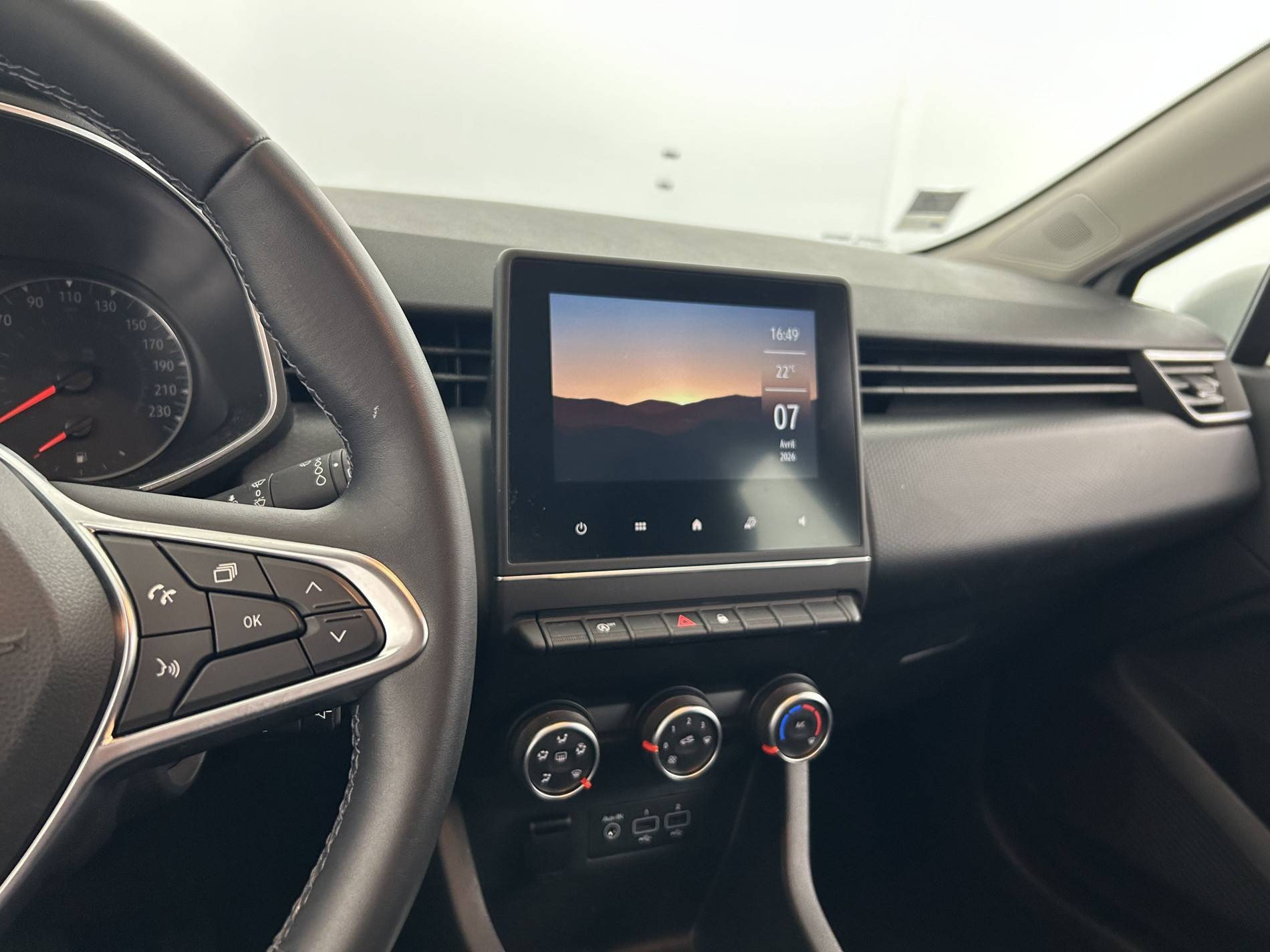 Vente en ligne Renault Clio 5 Clio SCe 75 au prix de 10 490 €