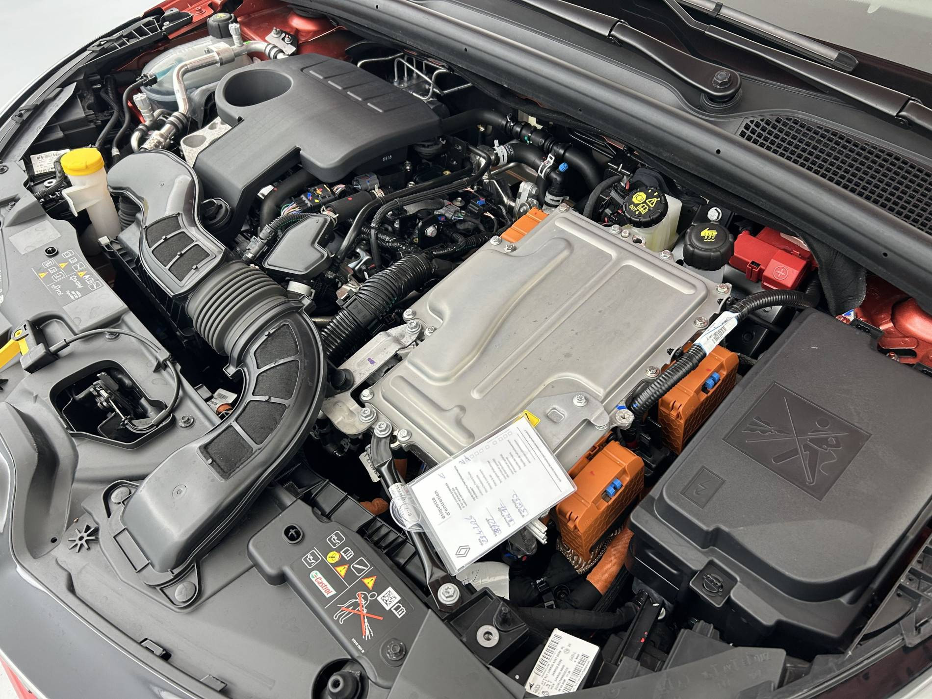 Vente en ligne Renault Clio 5 Clio E-Tech full hybrid 145 ch GSR2 au prix de 19 990 €