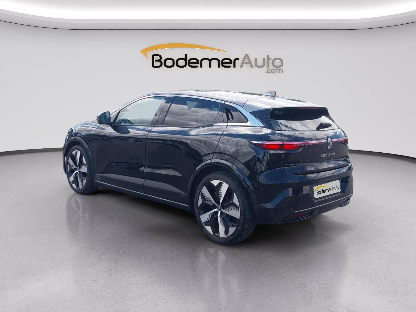 Vente en ligne Renault Megane E-Tech  EV60 220 ch super charge au prix de 24 990 €