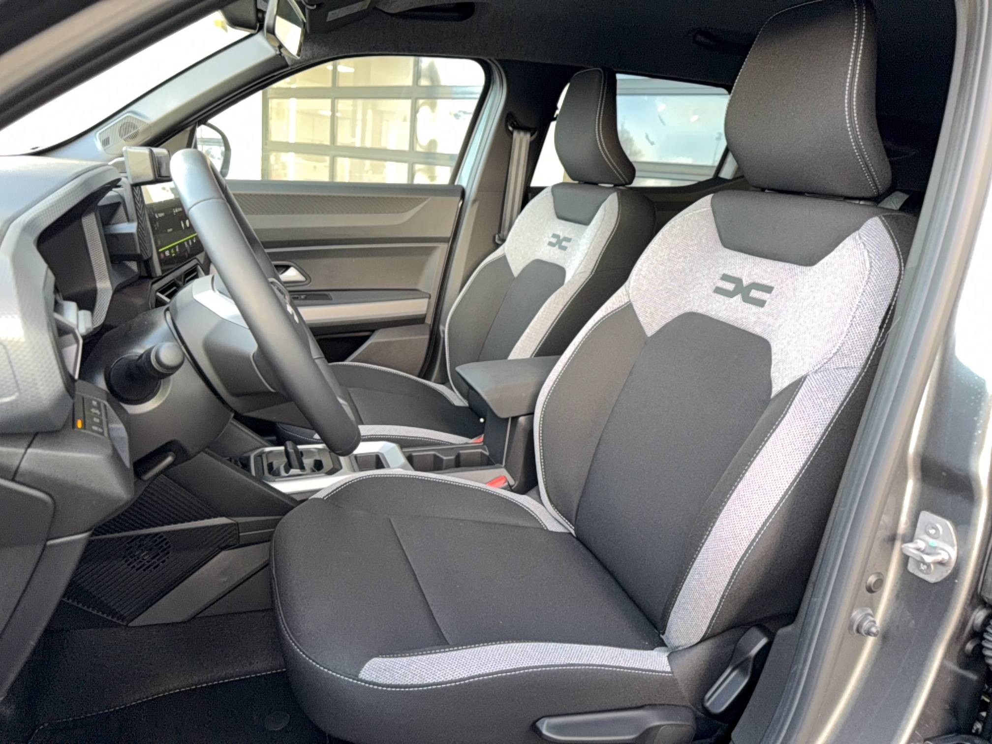 Vente en ligne Dacia Duster  Hybrid 155 au prix de 30 290 €