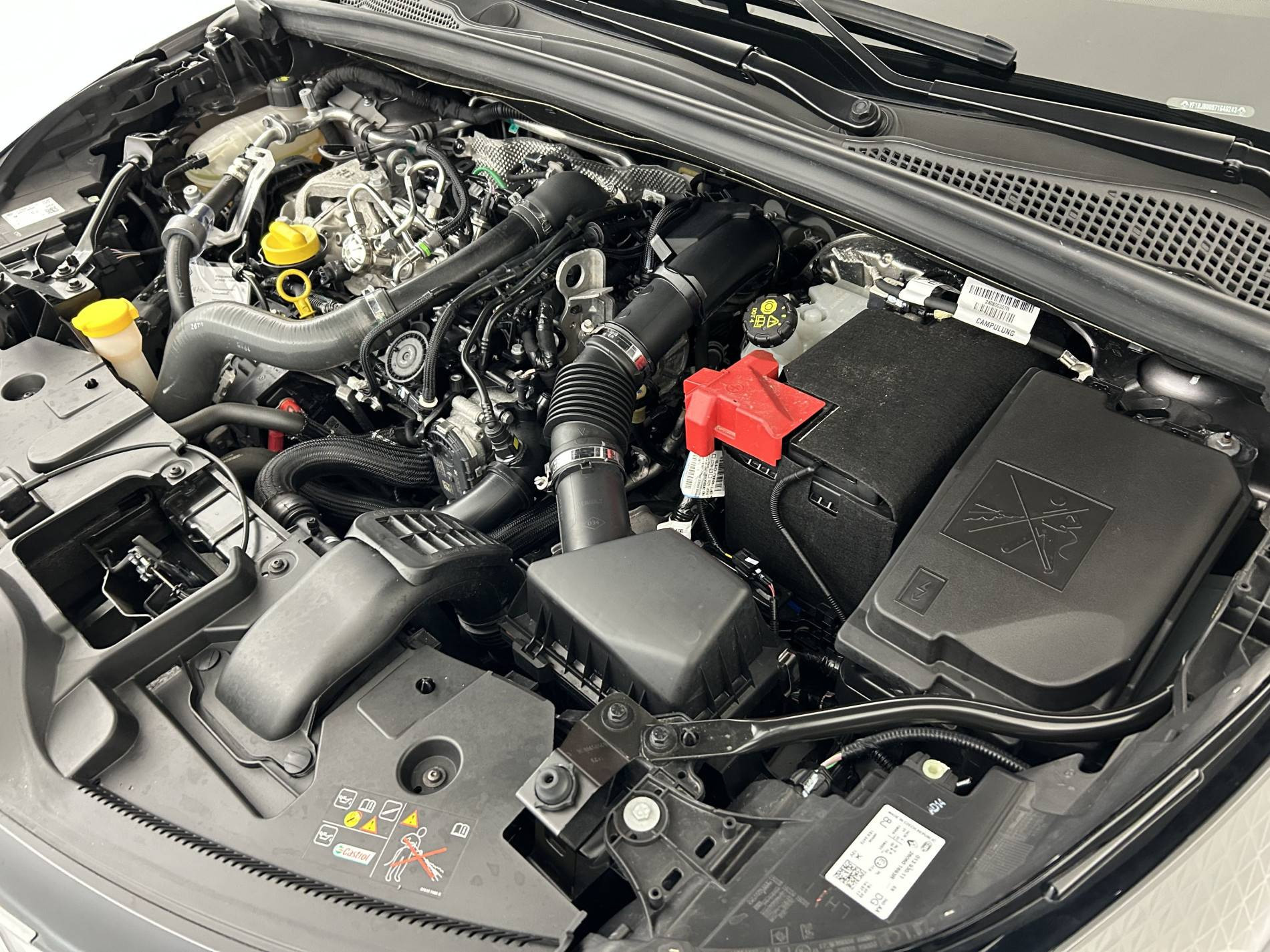 Vente en ligne Renault Captur  mild hybrid 160 EDC au prix de 20 490 €