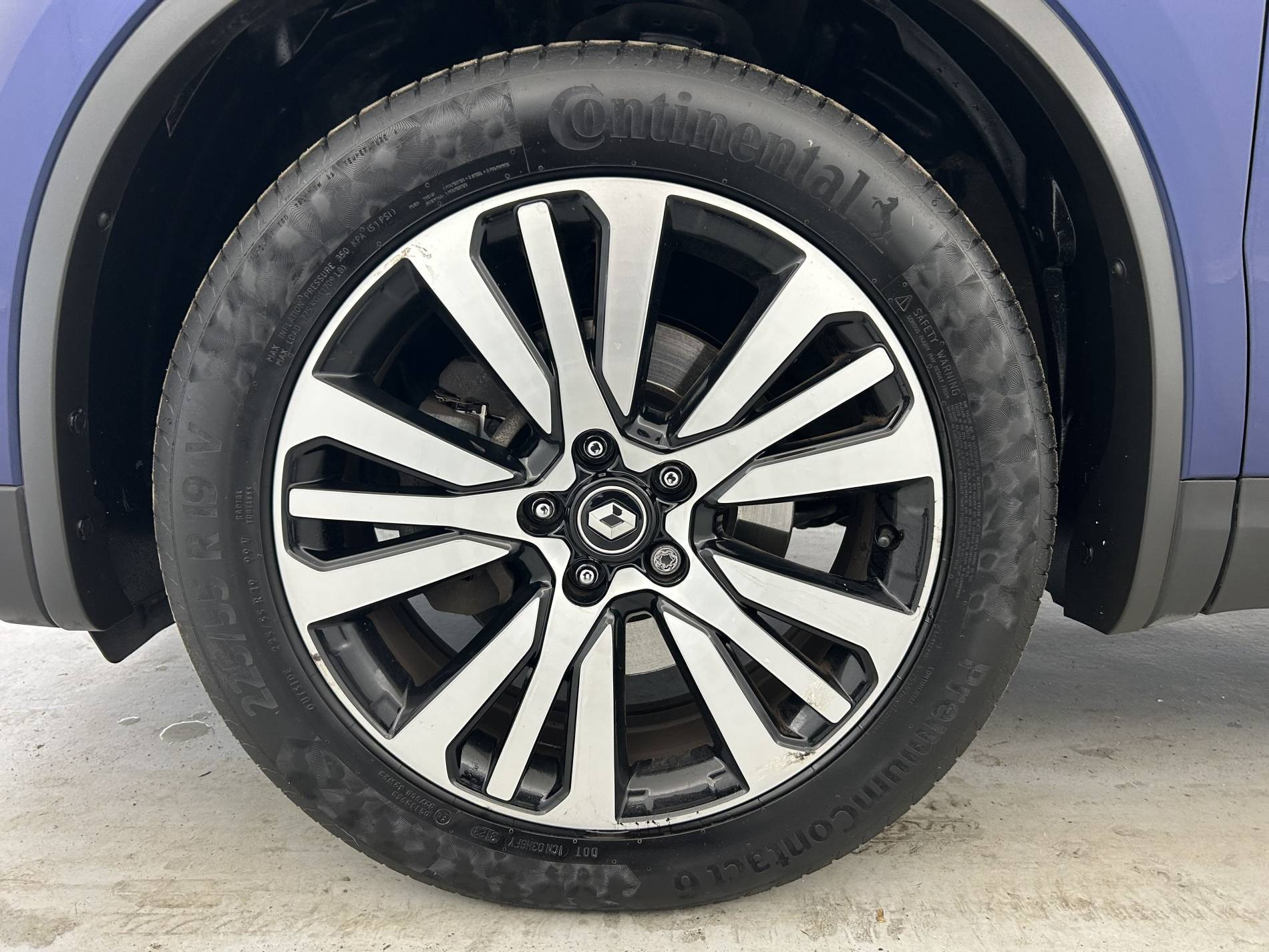 Vente en ligne Renault Koleos  dCi 175 4x2 X-tronic Energy au prix de 21 970 €