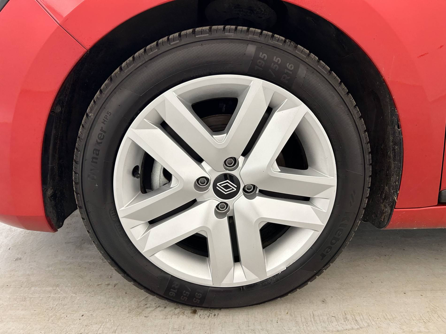 Vente en ligne Renault Clio 5 Clio E-Tech full hybrid 145 au prix de 19 490 €