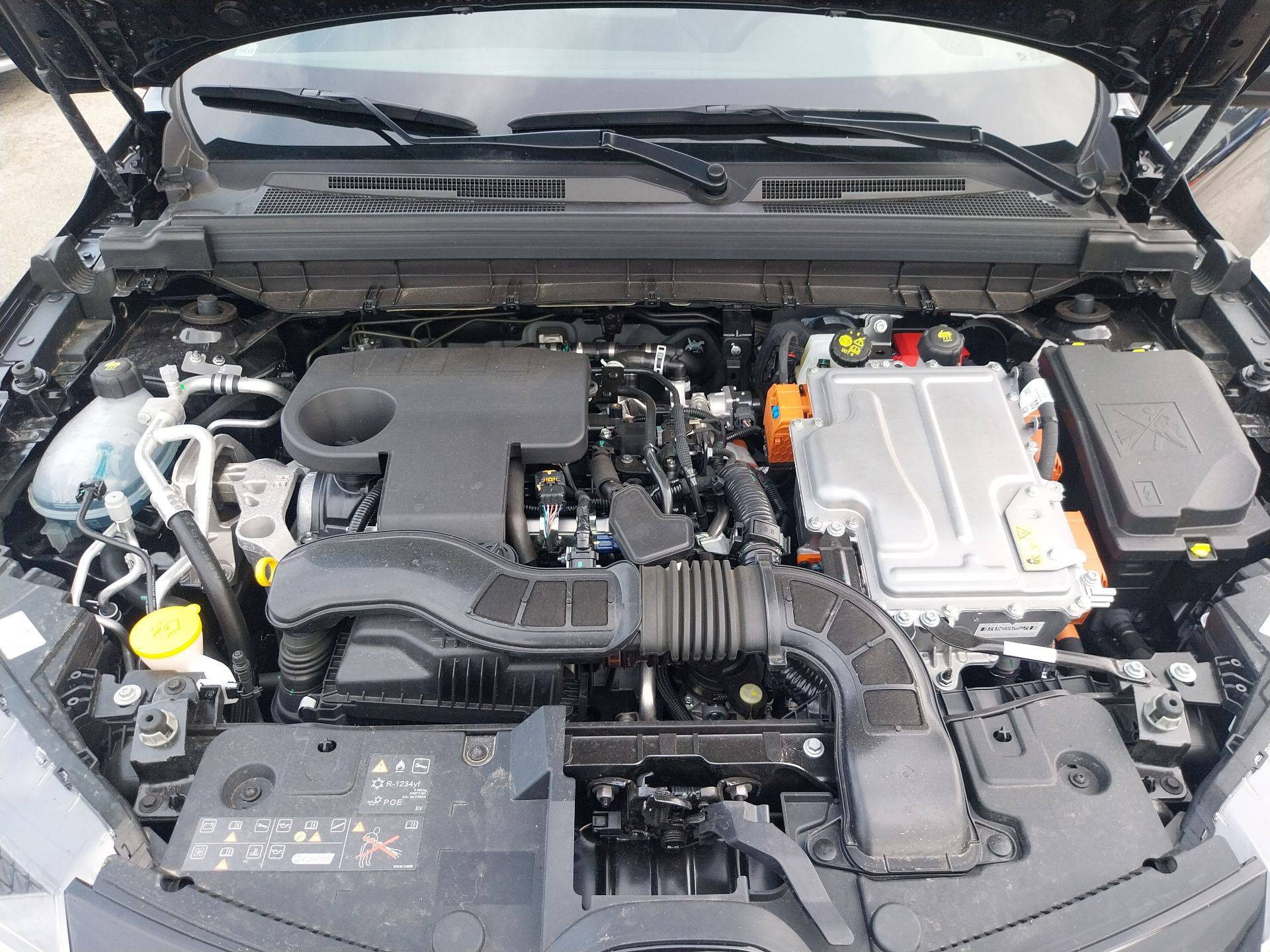 Vente en ligne Renault Arkana  E-Tech full hybrid 145 GSR2 au prix de 30 590 €