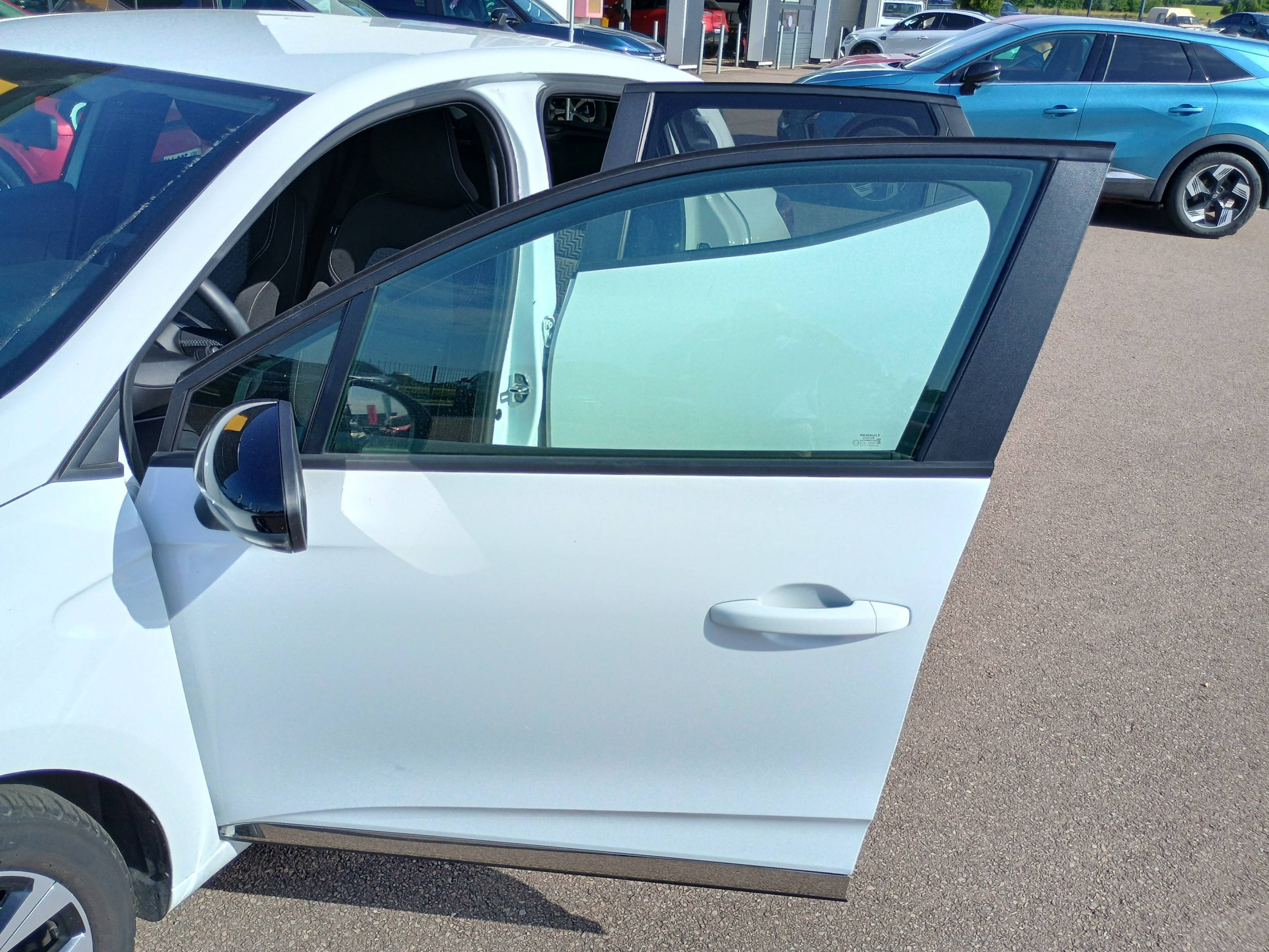 Vente en ligne Renault Clio 5 Clio Blue dCi 100 au prix de 13 991 €