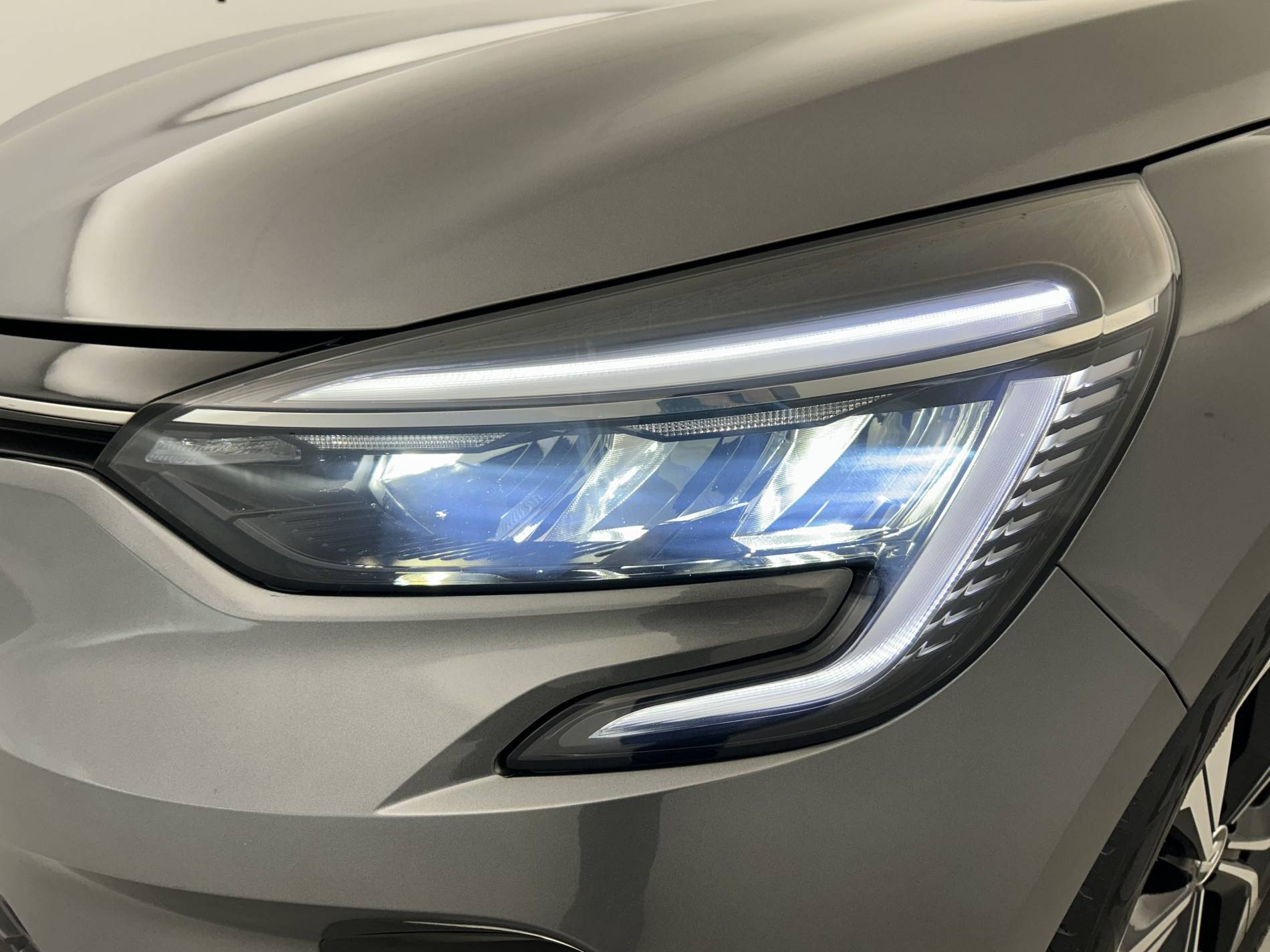 Vente en ligne Renault Clio 5 Clio TCe 90 au prix de 14 990 €